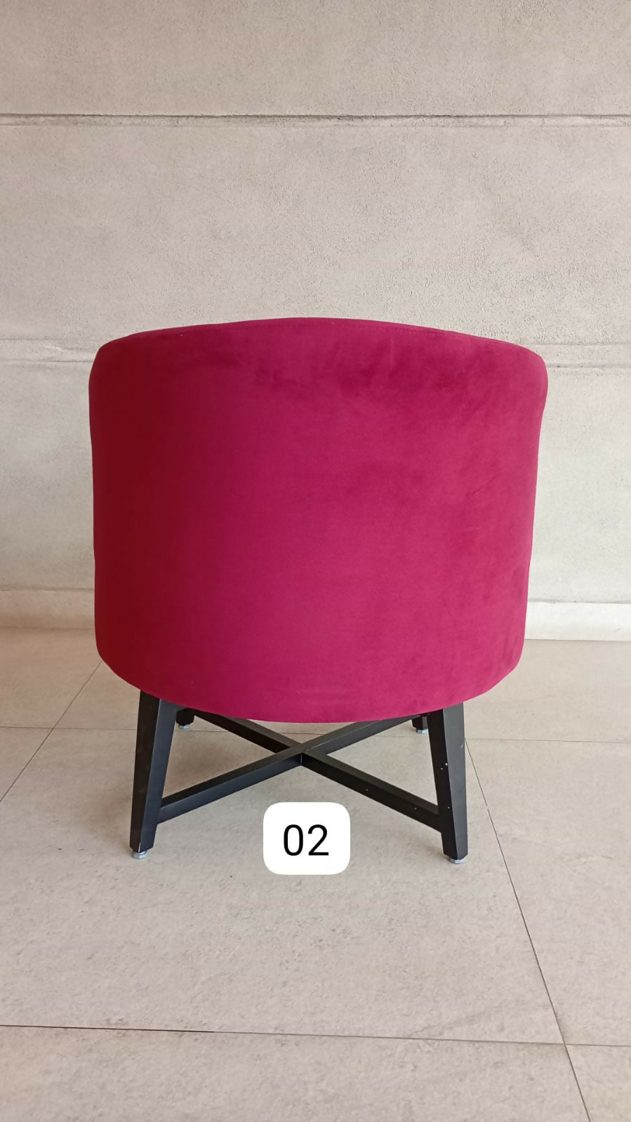 Poltrona de Design Arredondado cor marsala (valor unitário)