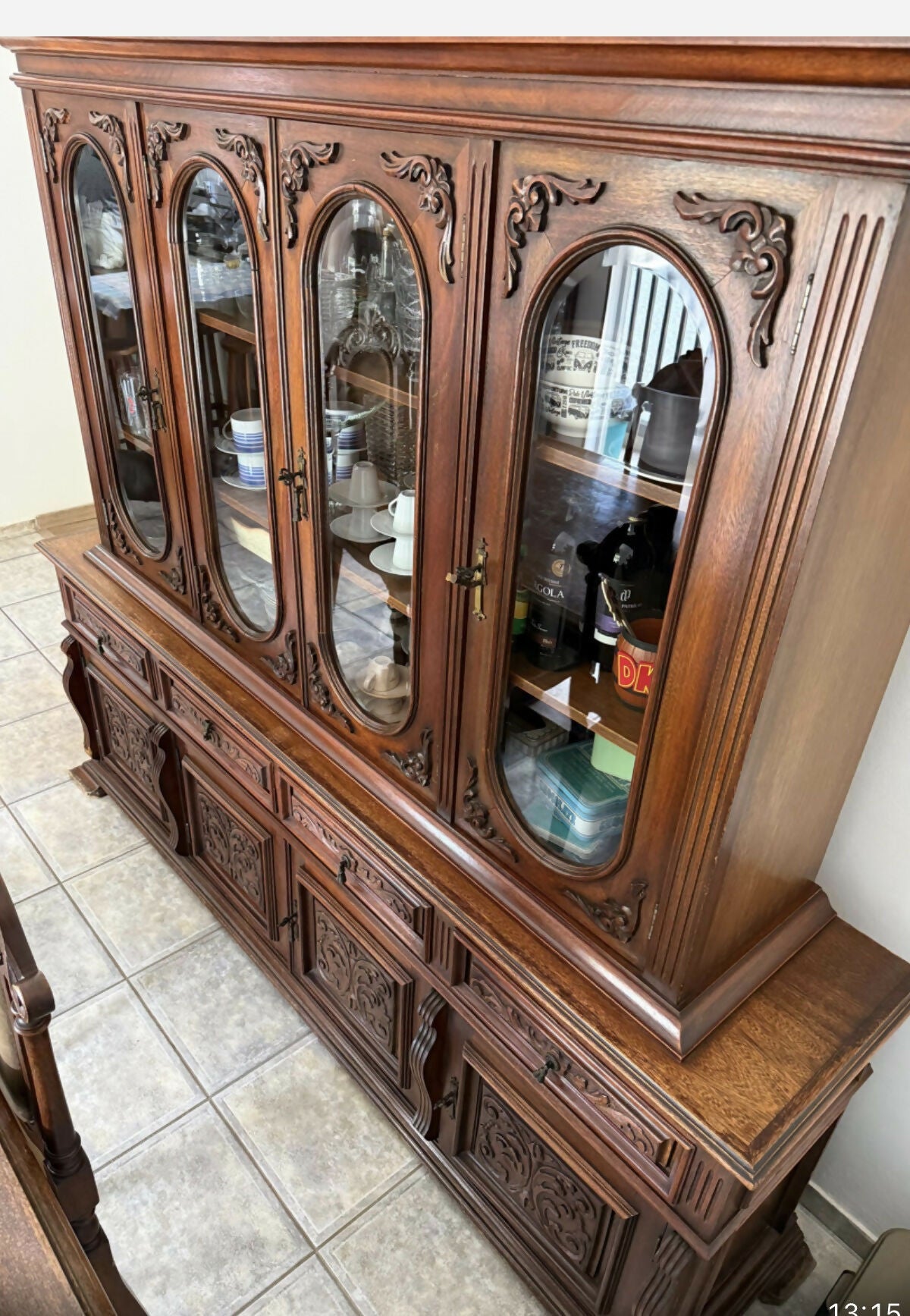 Conjunto Cristaleira + Mesa + 6 cadeiras