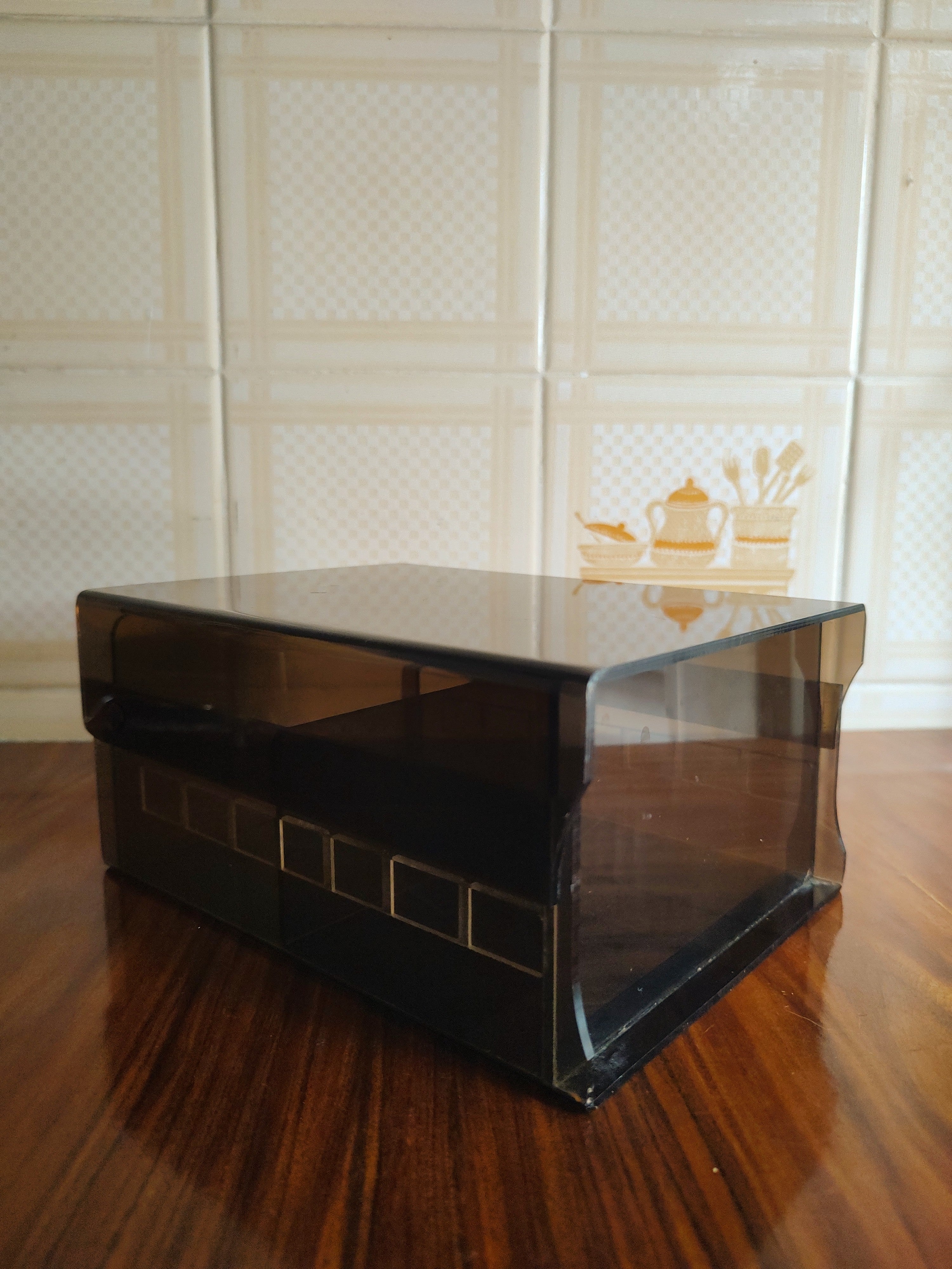 Fichário de mesa retangular (ou porta treco!) em acrílico fumê preto