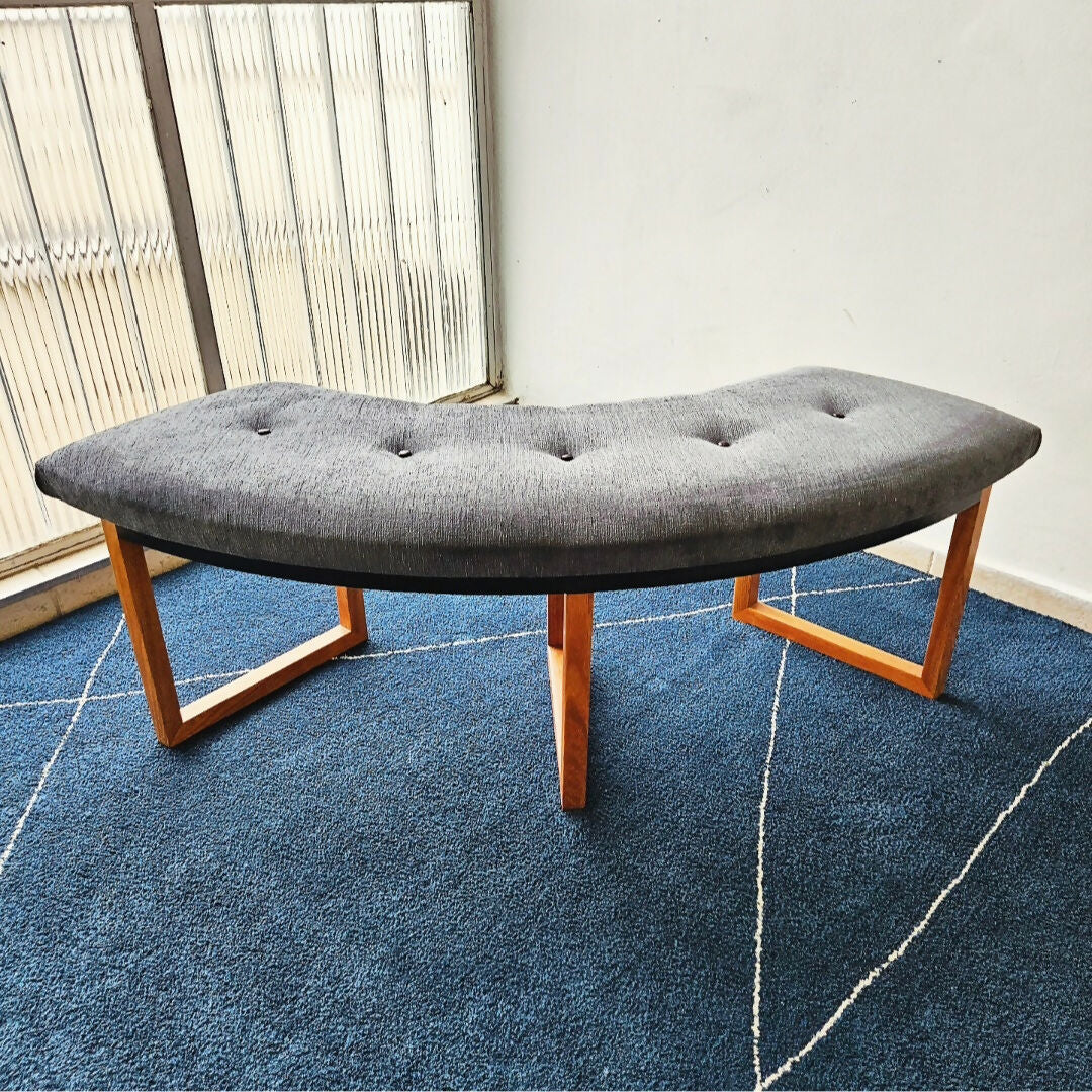 BANCO CURVO ANOS 50 EM PAU-MARFIM