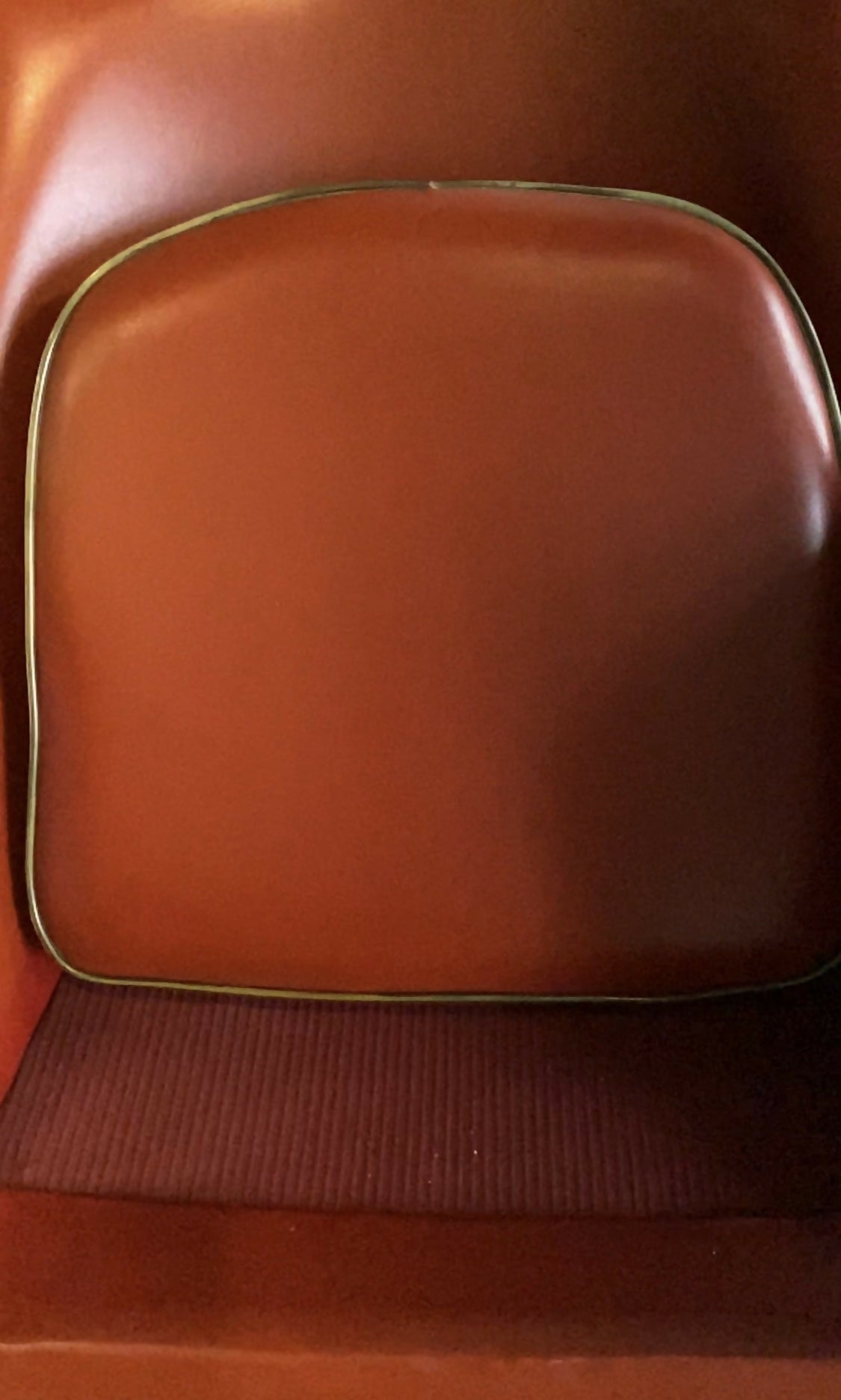 Impecável! Poltrona concha (estilo criado por Carlo Hauner) adquirida em meados dos anos 70s.