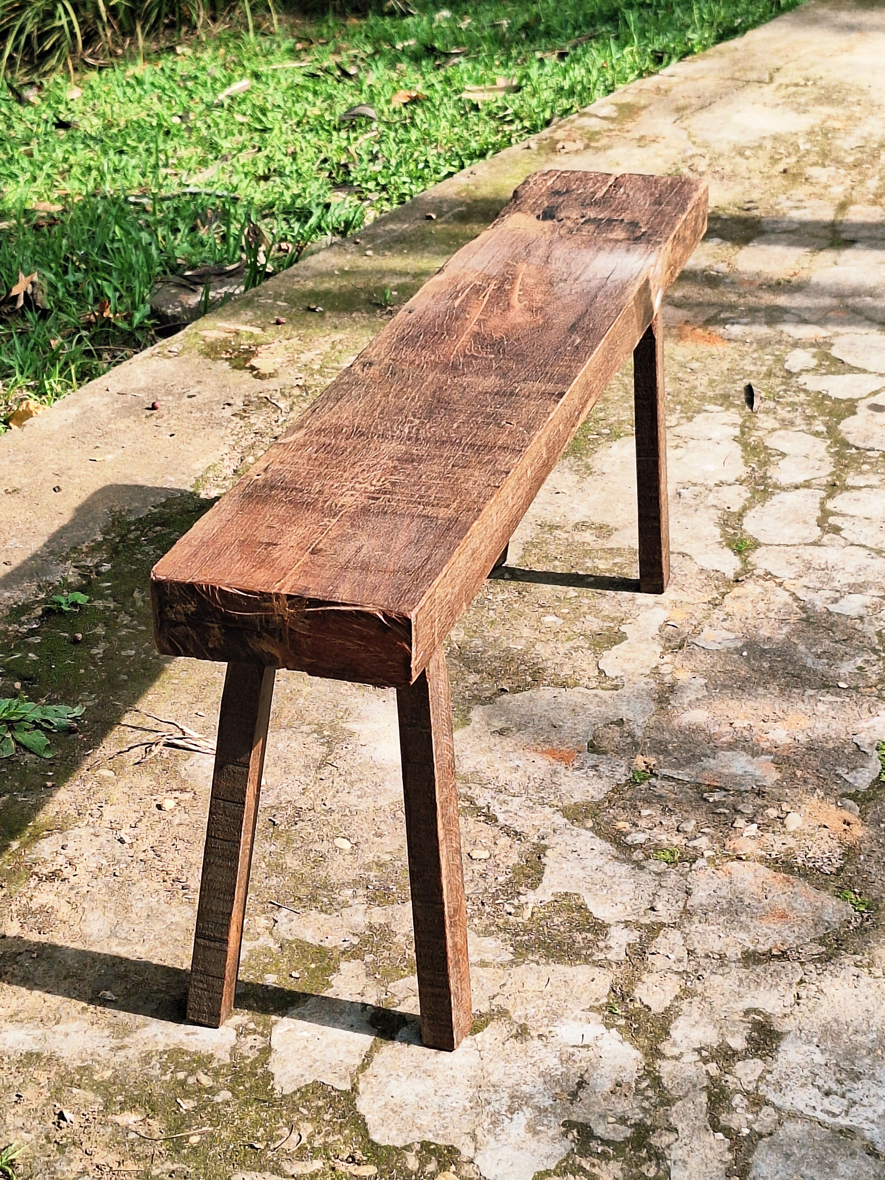 Banco de Dormente Rústico Madeira Maciça Garimpo Mineiro