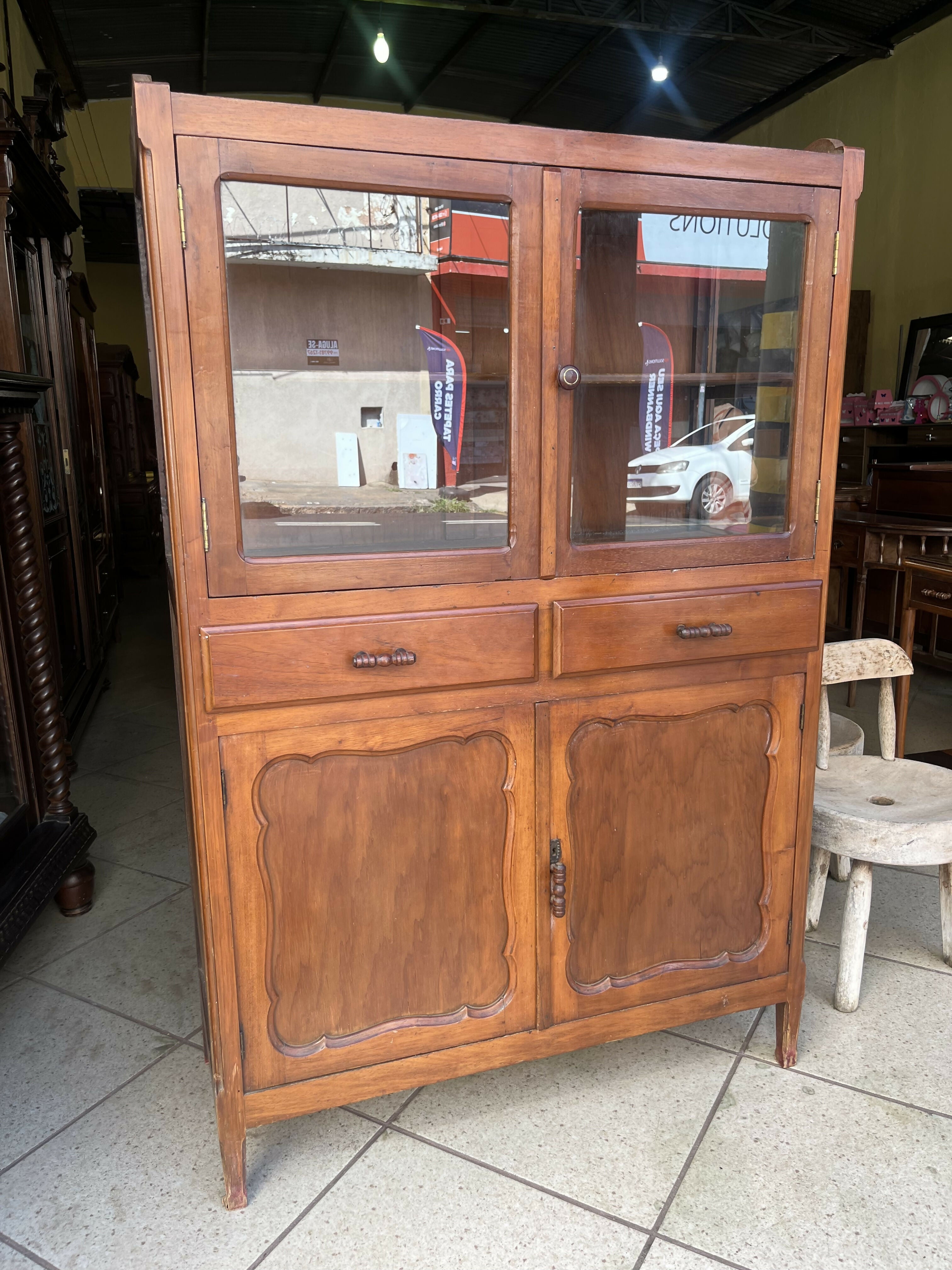 GUARDA COMIDA ANTIGO EM PERFEITO ESTADO