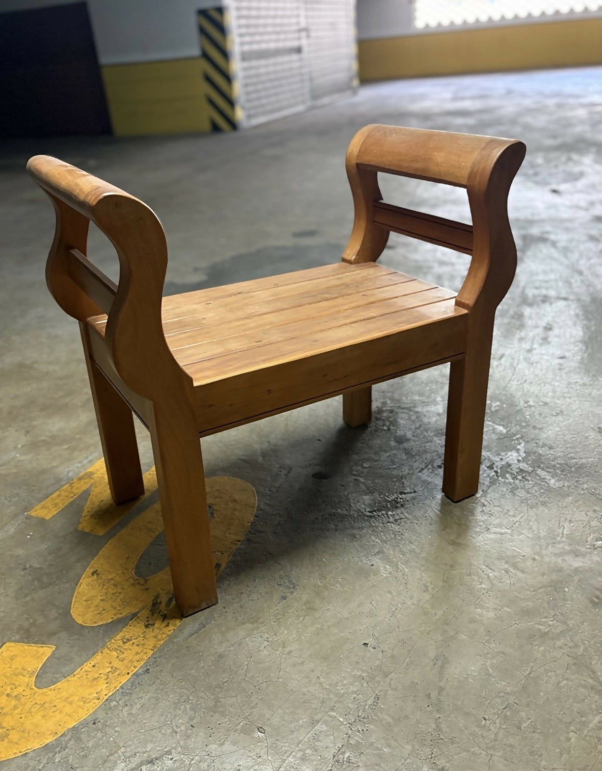 banco estilo marquesa em peroba