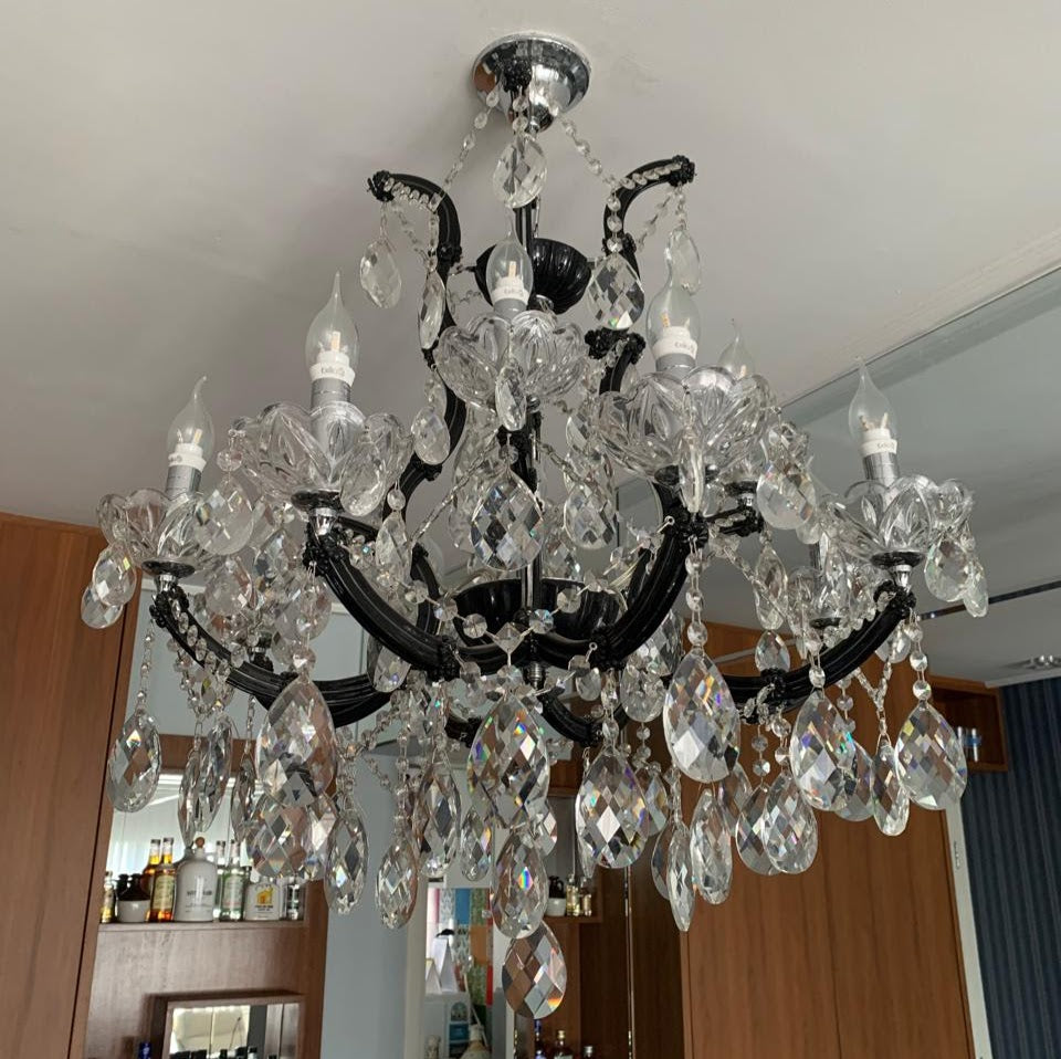 Lustre pendente estilo clássico com cristais facetados
