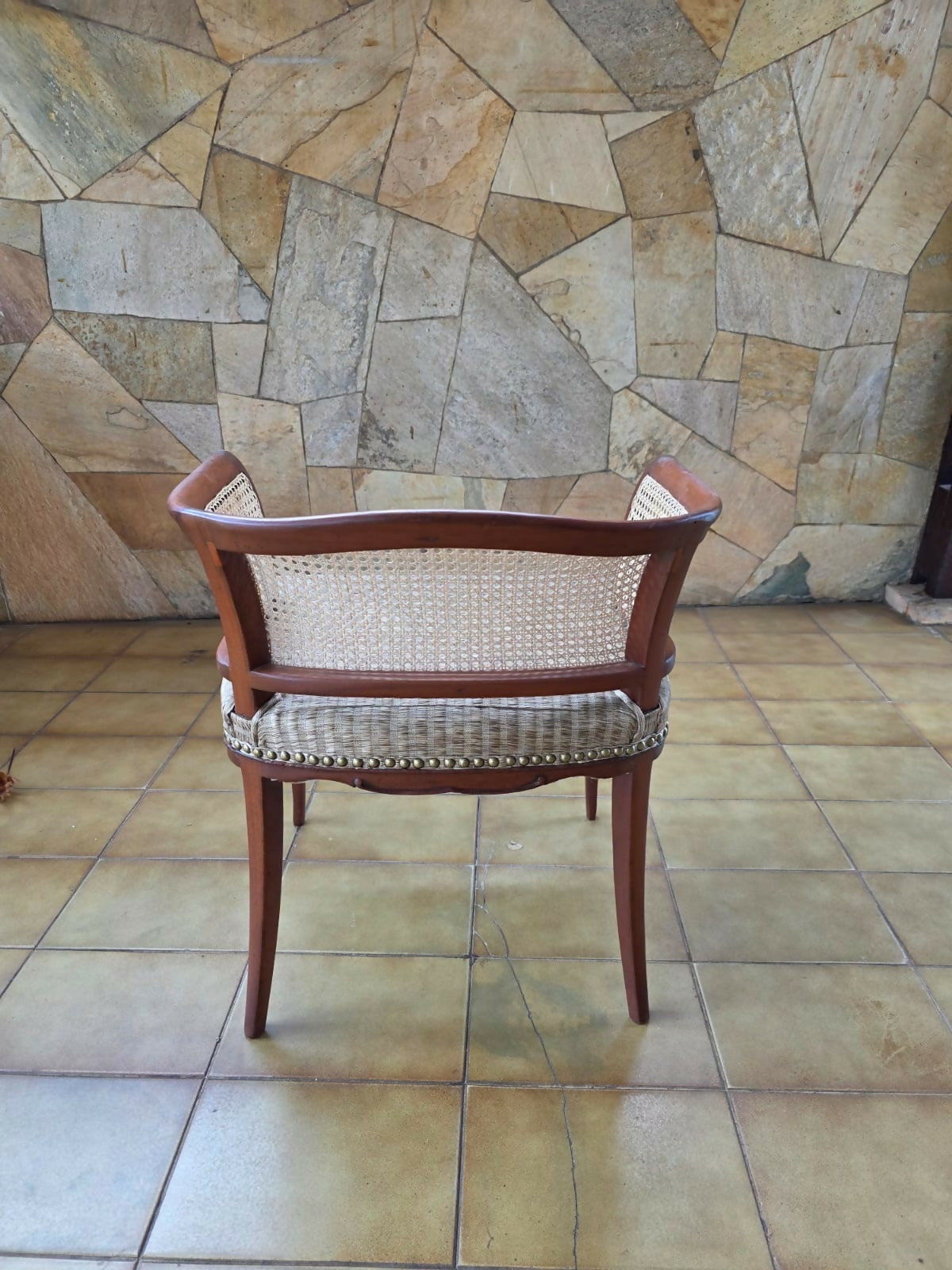 Poltrona em Palhinha - Um clássico do mobiliário francês