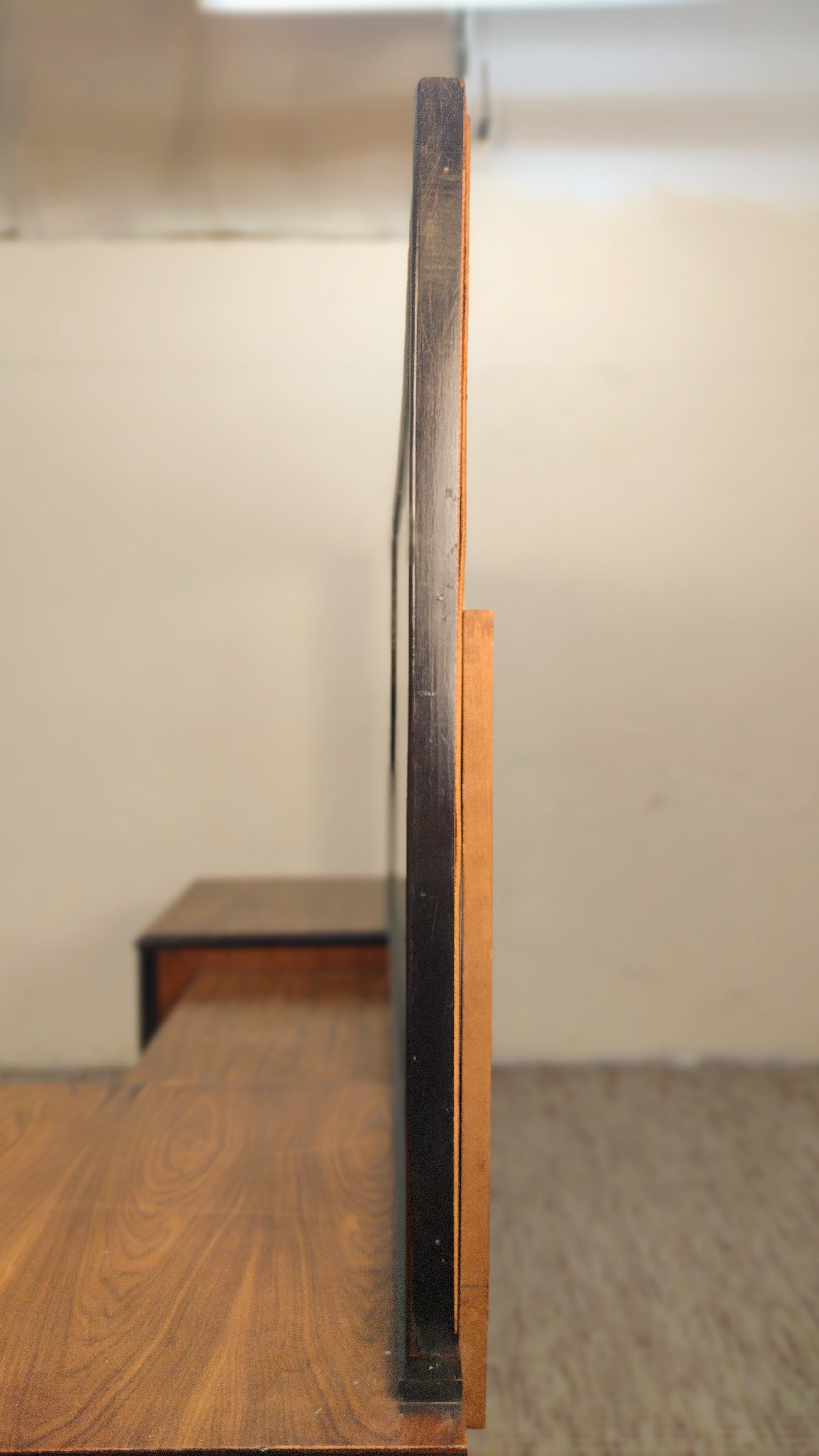 Penteadeira / Cômoda anos 60 em Caviúna ( L-205cm)