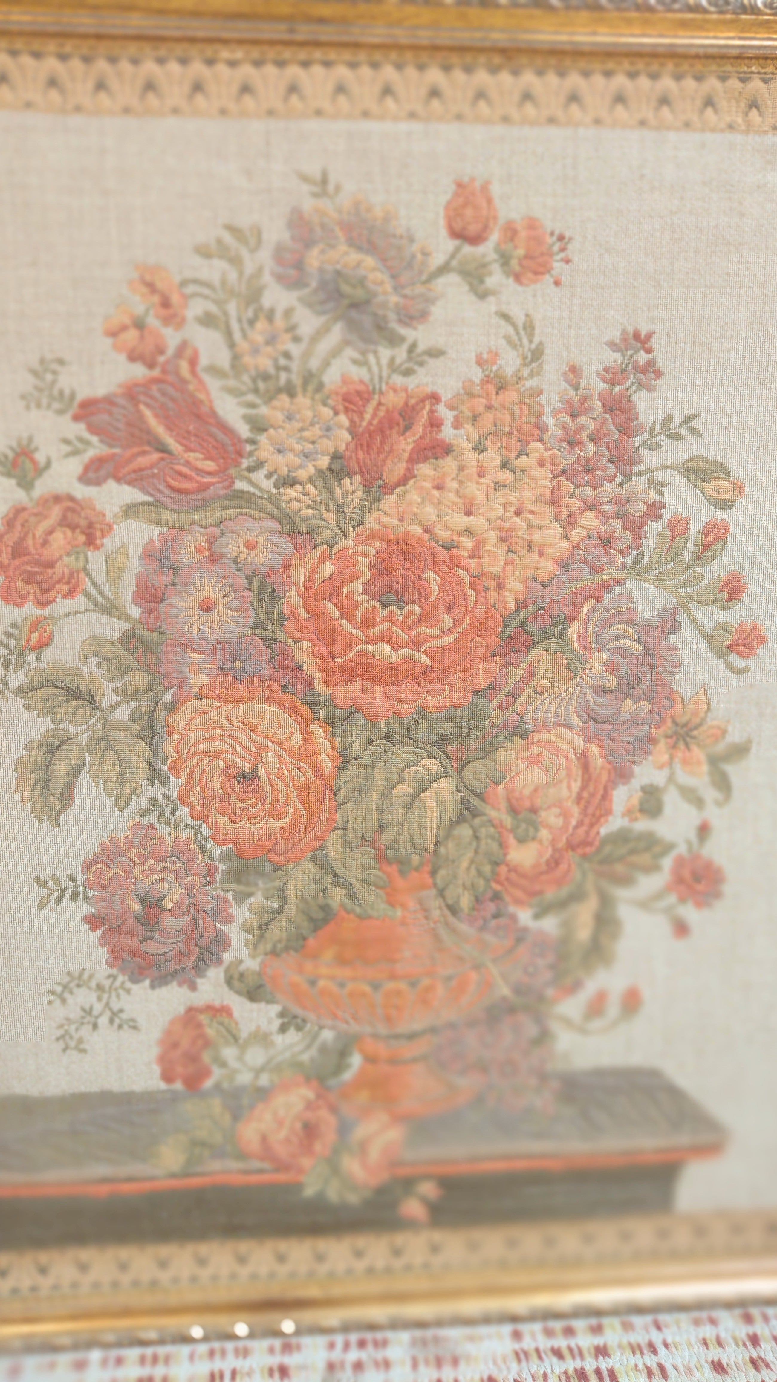 Quadro / tapeçaria em Gobelin “Vaso com flores” (85cm X 69cm)
