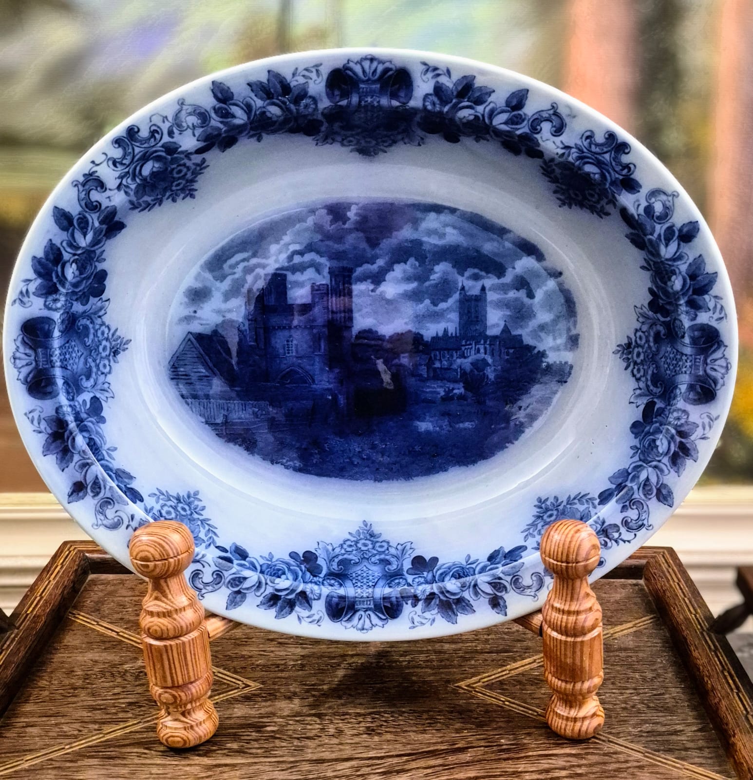  Travessa grande e funda em faiança vintage,  anos 30/40, da extinta São Caetano. Azul borrão. 