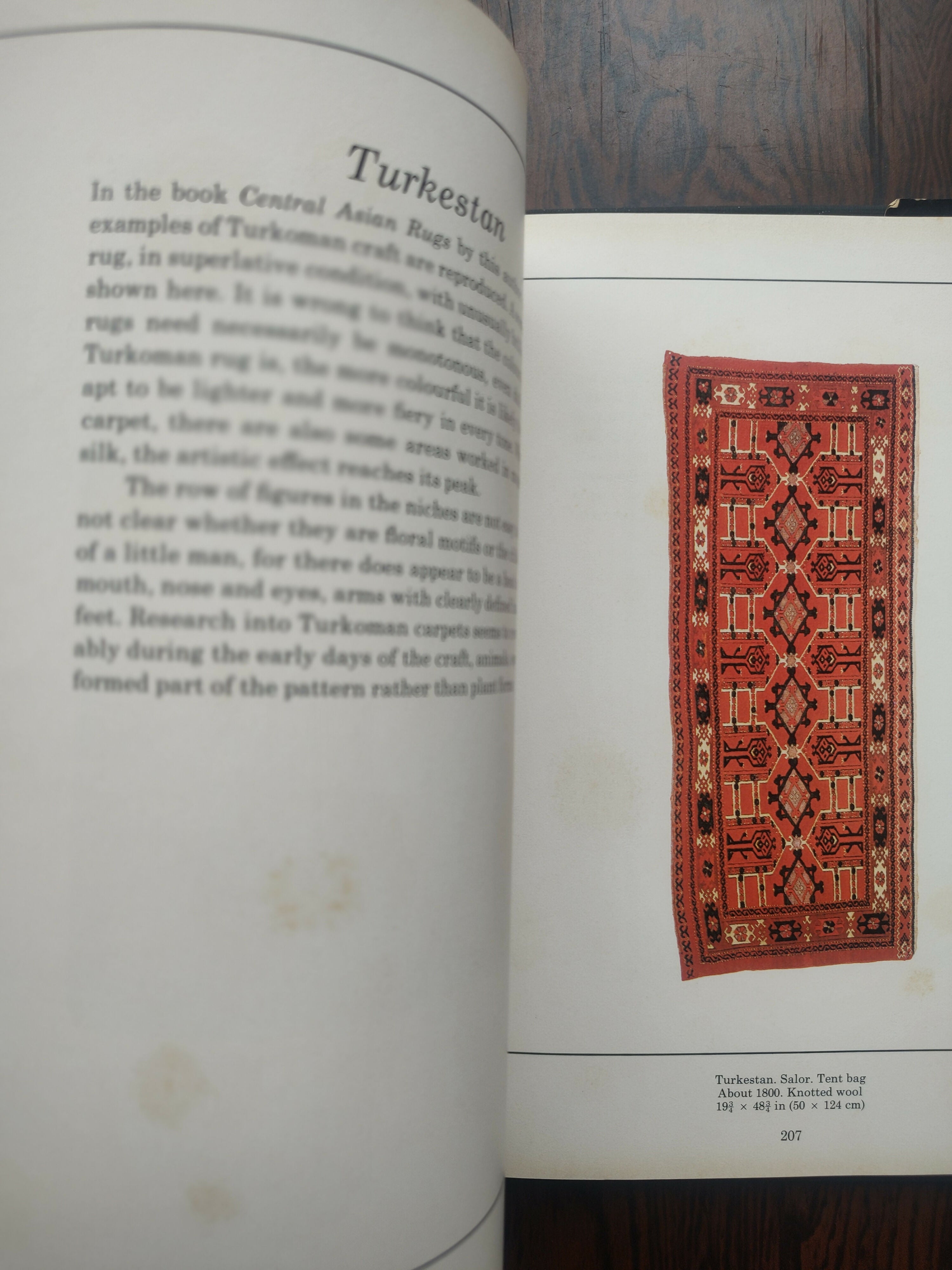 Raro e Antigo Livro &quot;Oriental Carpets&quot; de Ulrich Schürmann