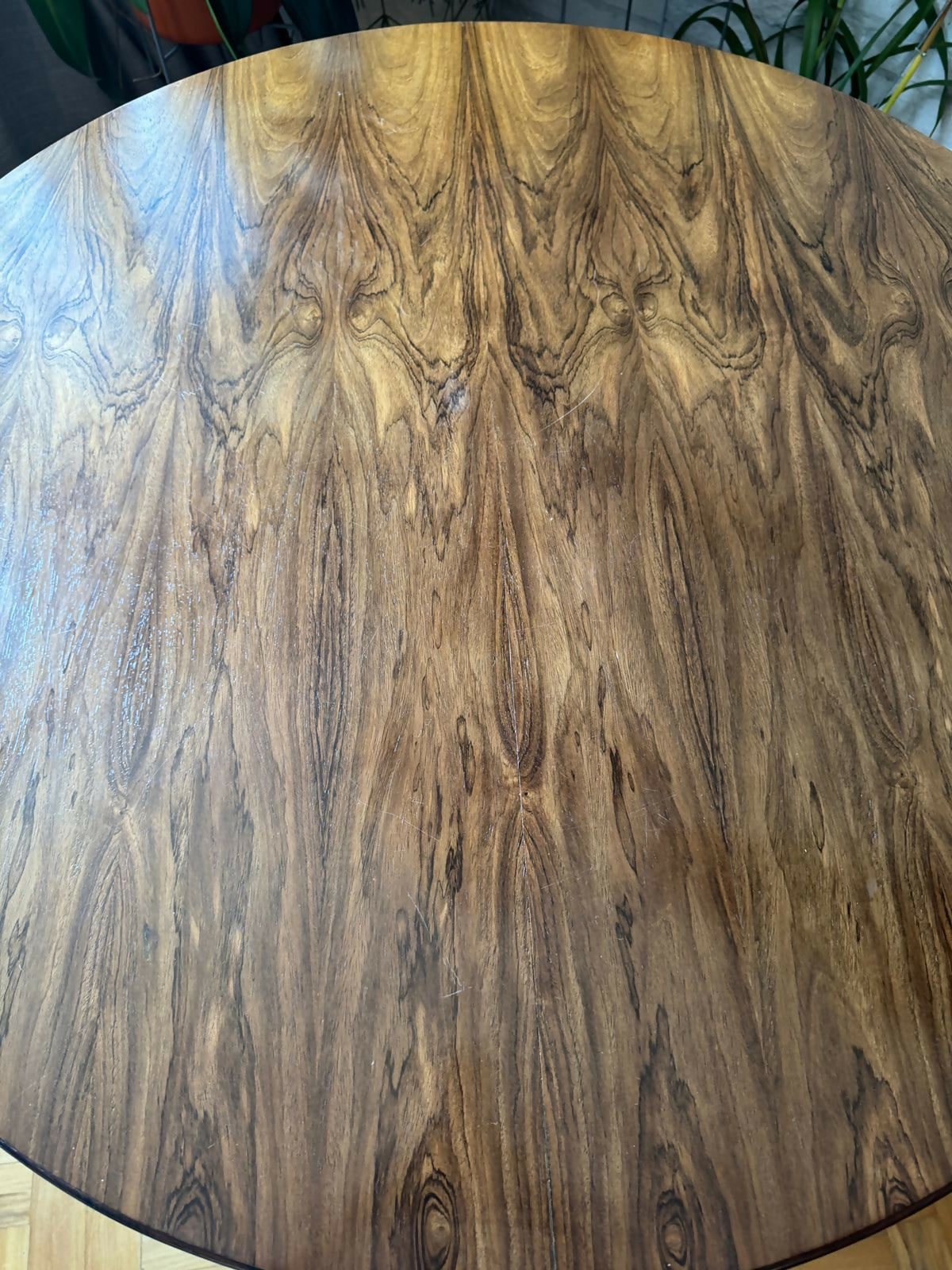 Mesa Jantar 4 lugares (120cm) em Jacarandá