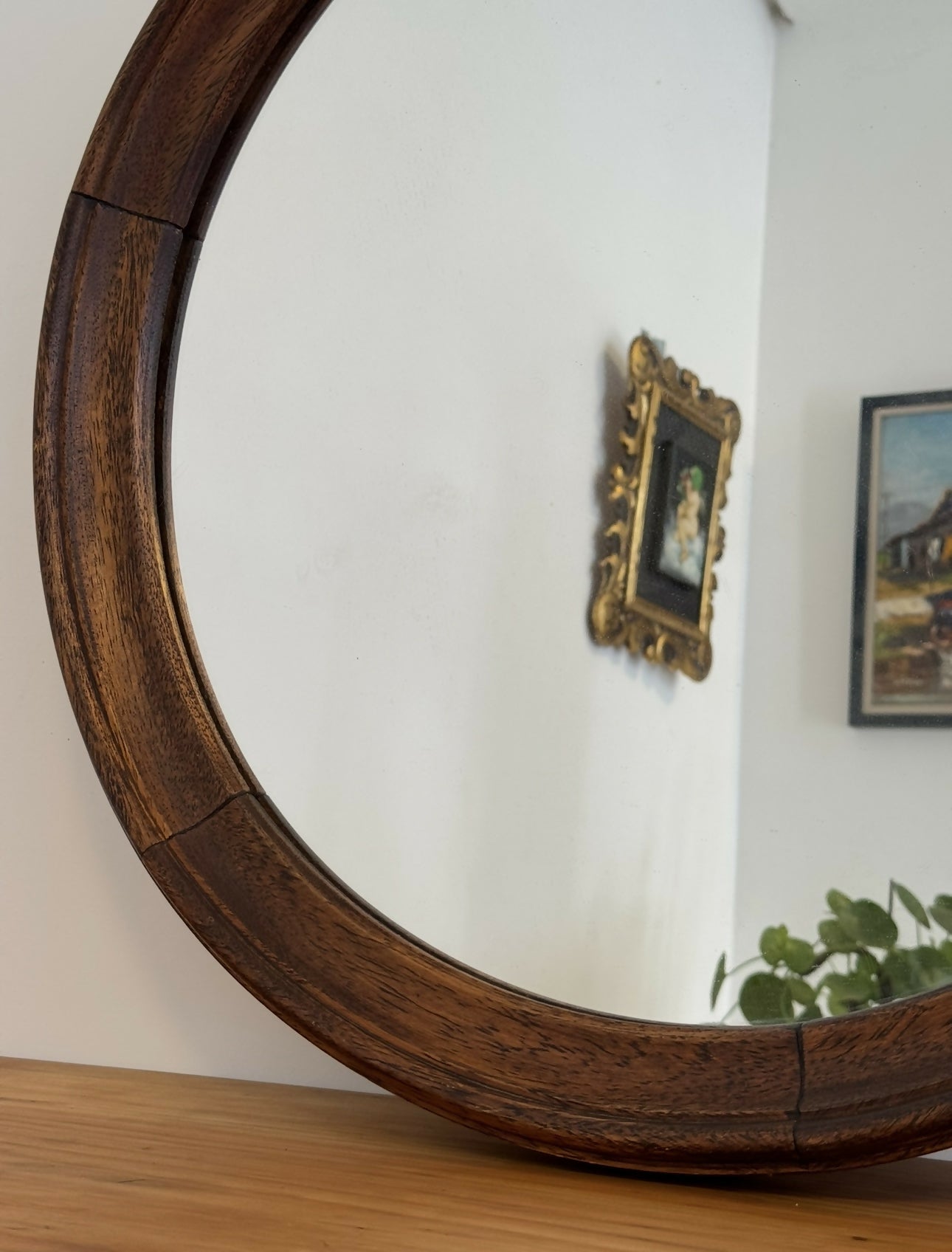 Espelho redondo em madeira nobre
