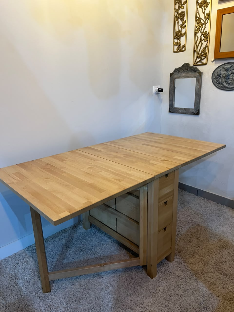 Mesa / Escrivaninha com tampo Dobrável Em Madeira Natural Clara Com Gavetas – Modelo Multifuncional