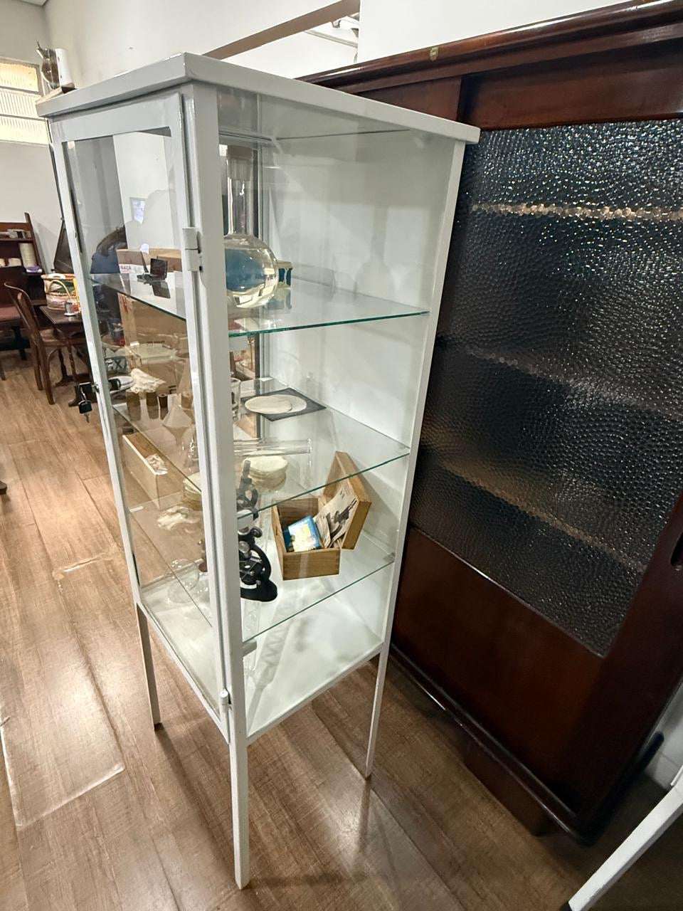 Vitrine Farmacêutica- Charme e História