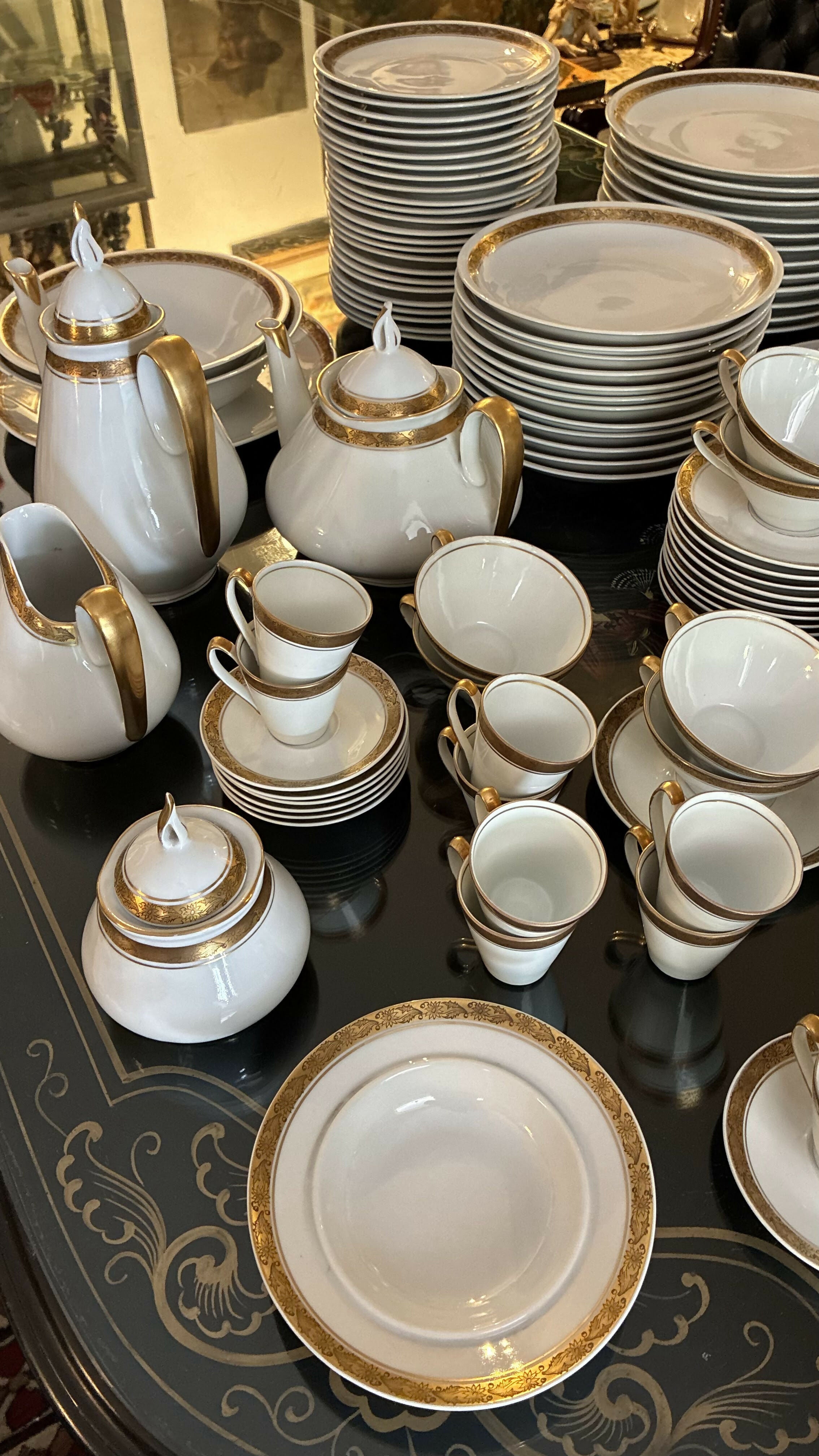 Aparelho de Jantar Porcelana Real – 83 Peças