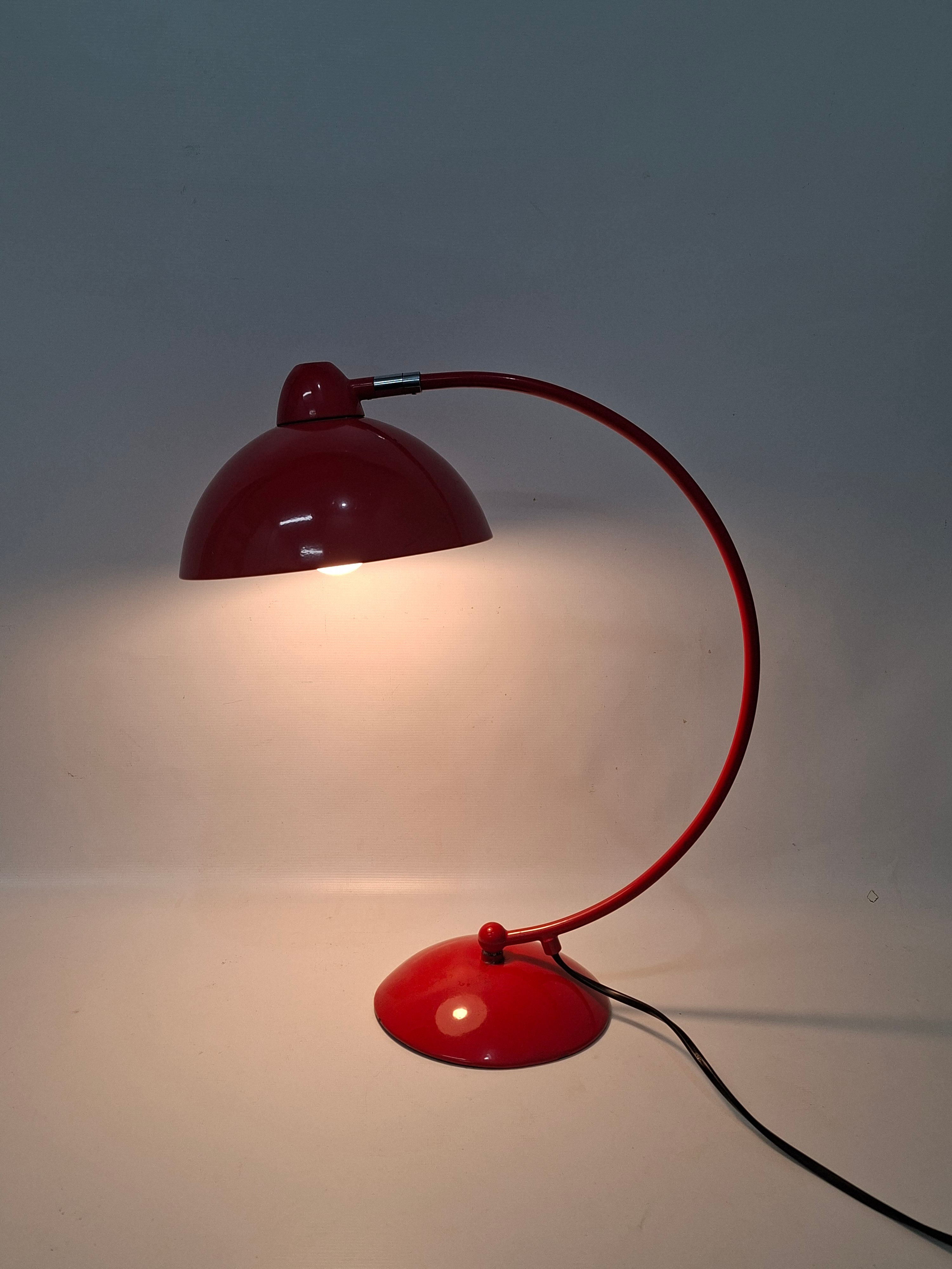 Luminária de Mesa Design Vermelha