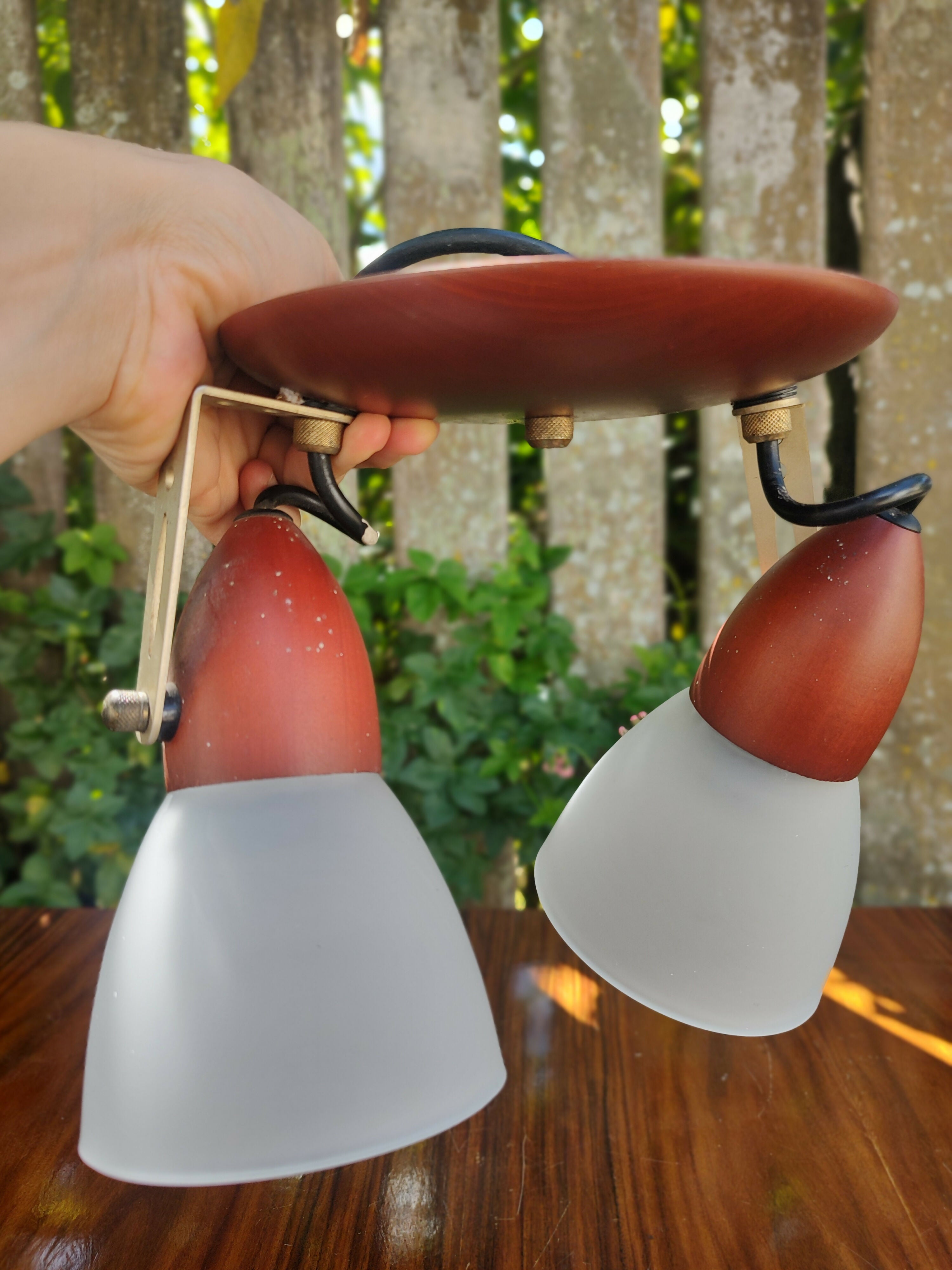 Luminária de Teto / Lustre / Plafon em madeira com vidro (2 bocais)