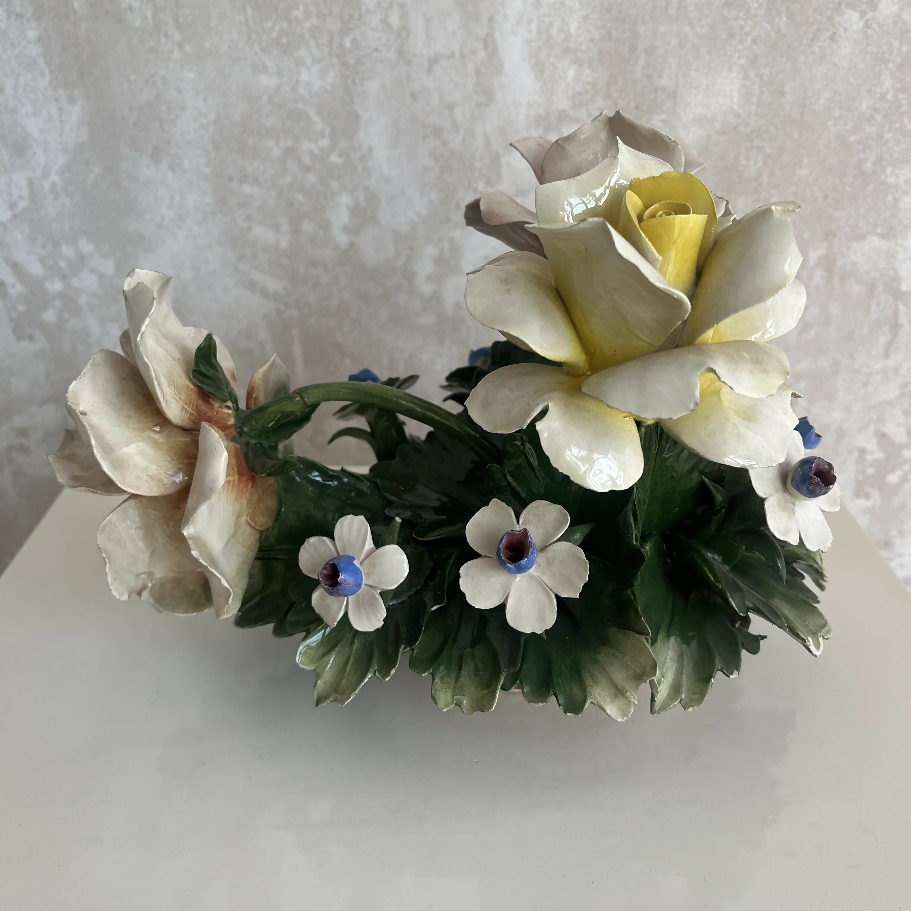 Enfeite floral Capodimonte