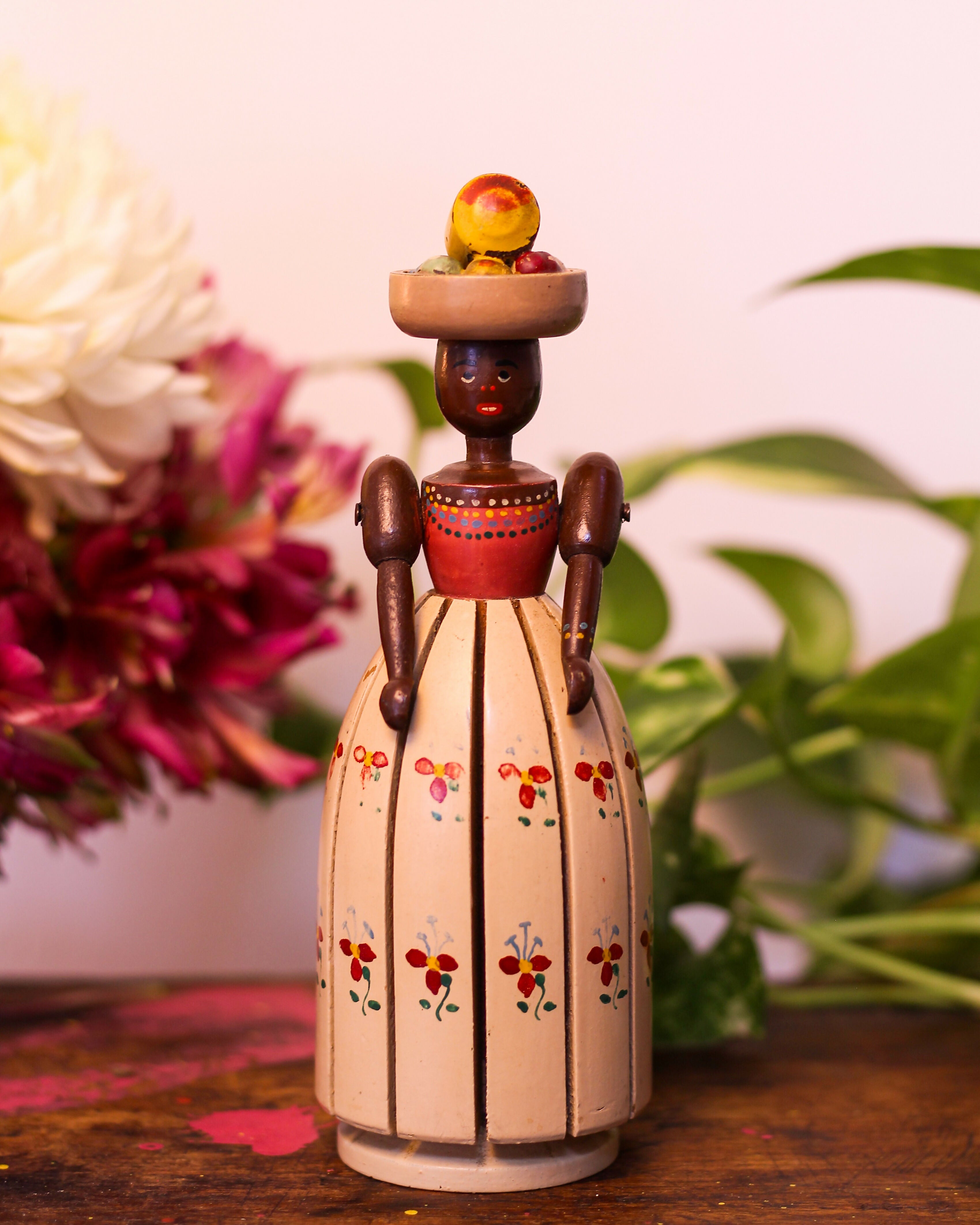 Porta-guardanapos em madeira pintada à mão