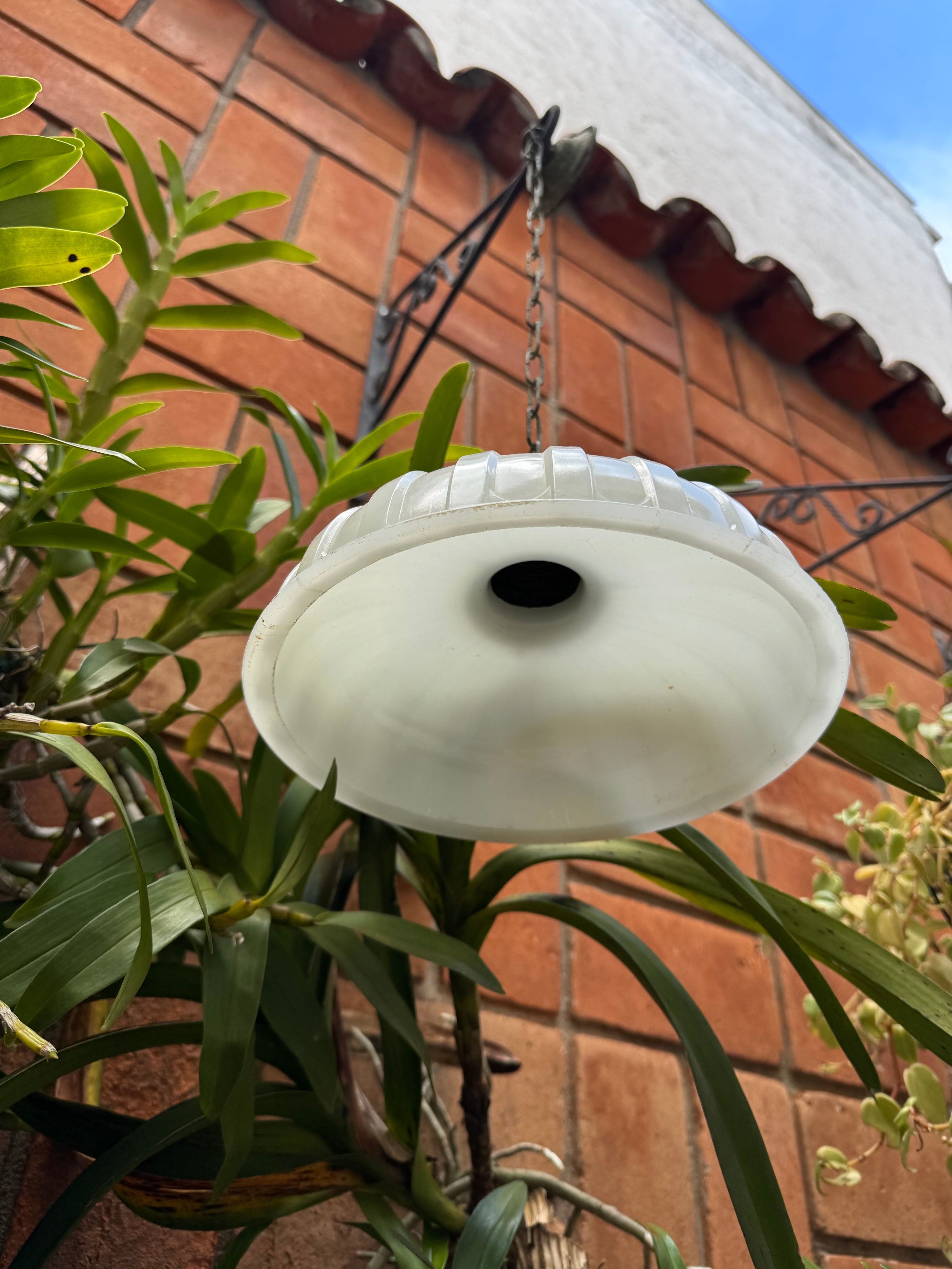 Rara Luminária Pendente em Opalina