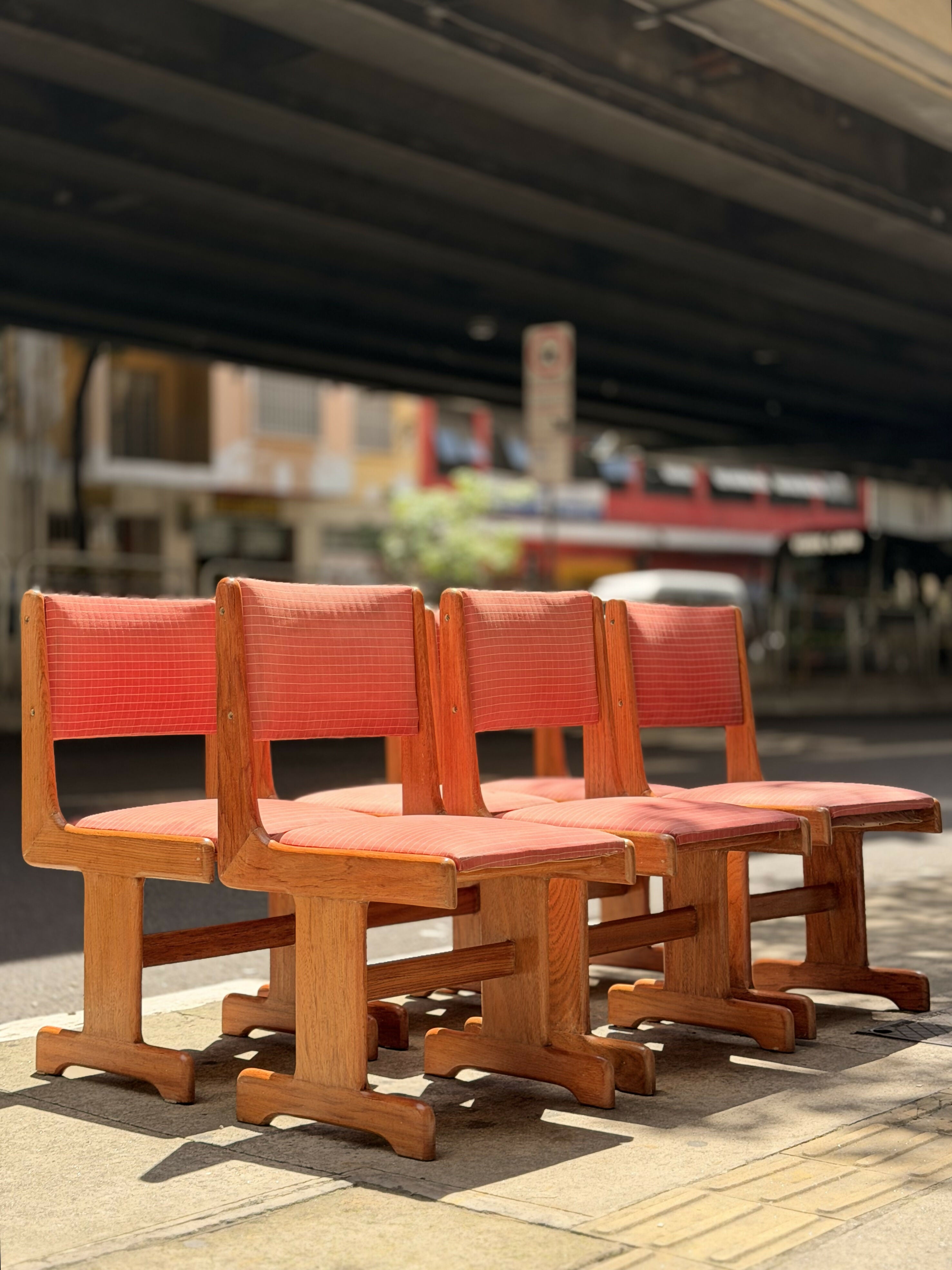 Conjunto 6 cadeiras 60/70s