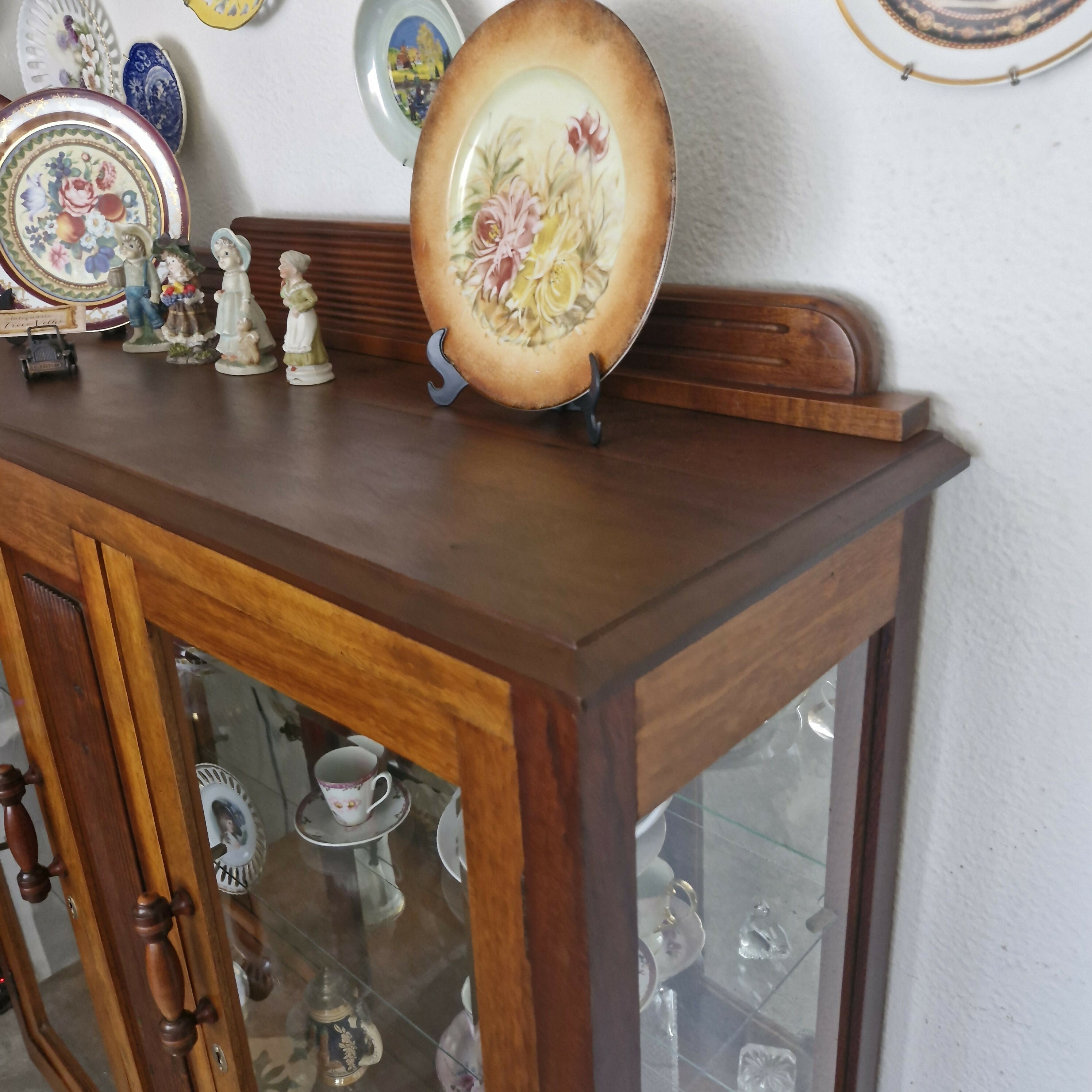 Cristaleira Art Deco.