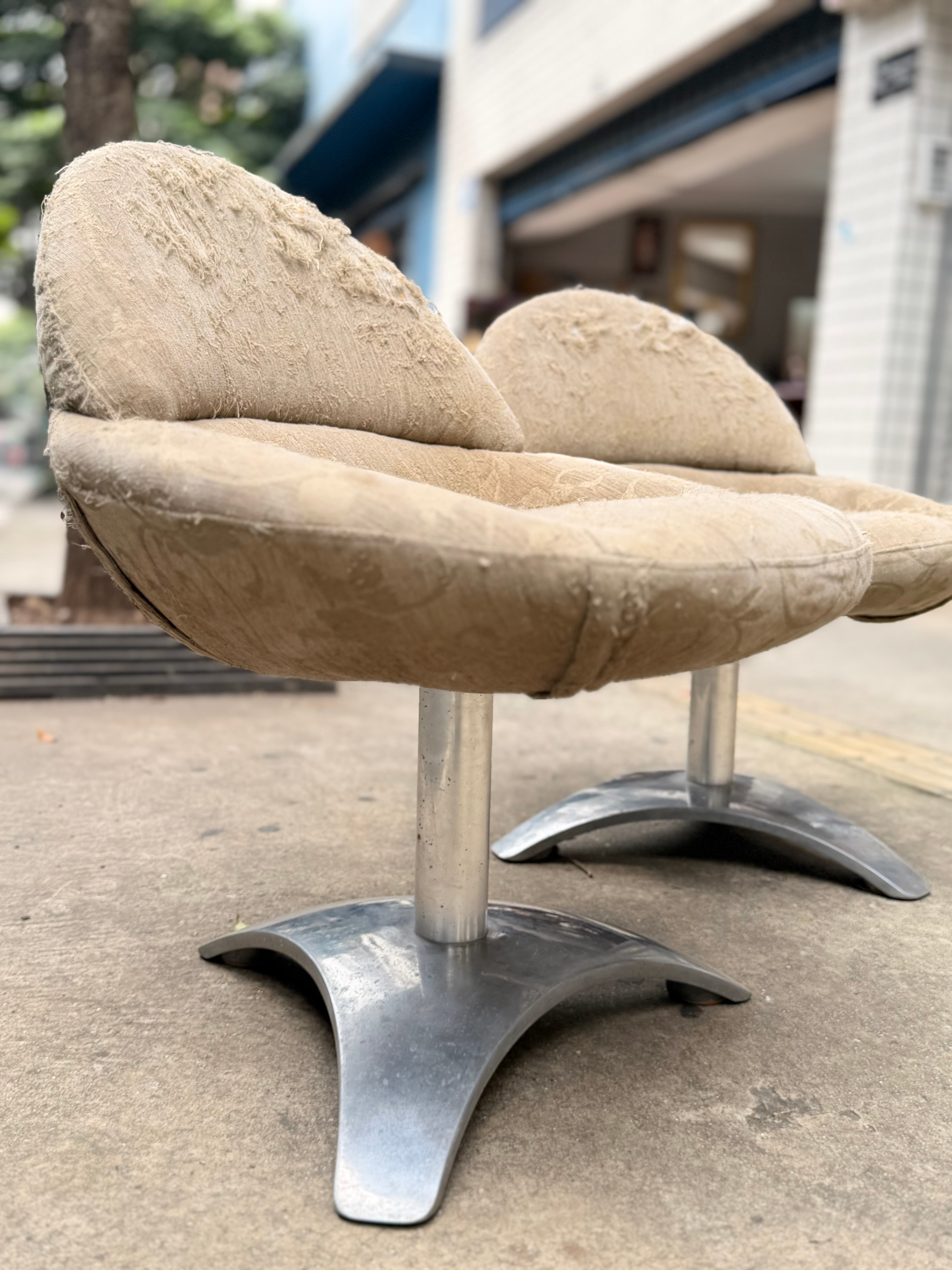 Par de Poltronas Giratórias, anos 70