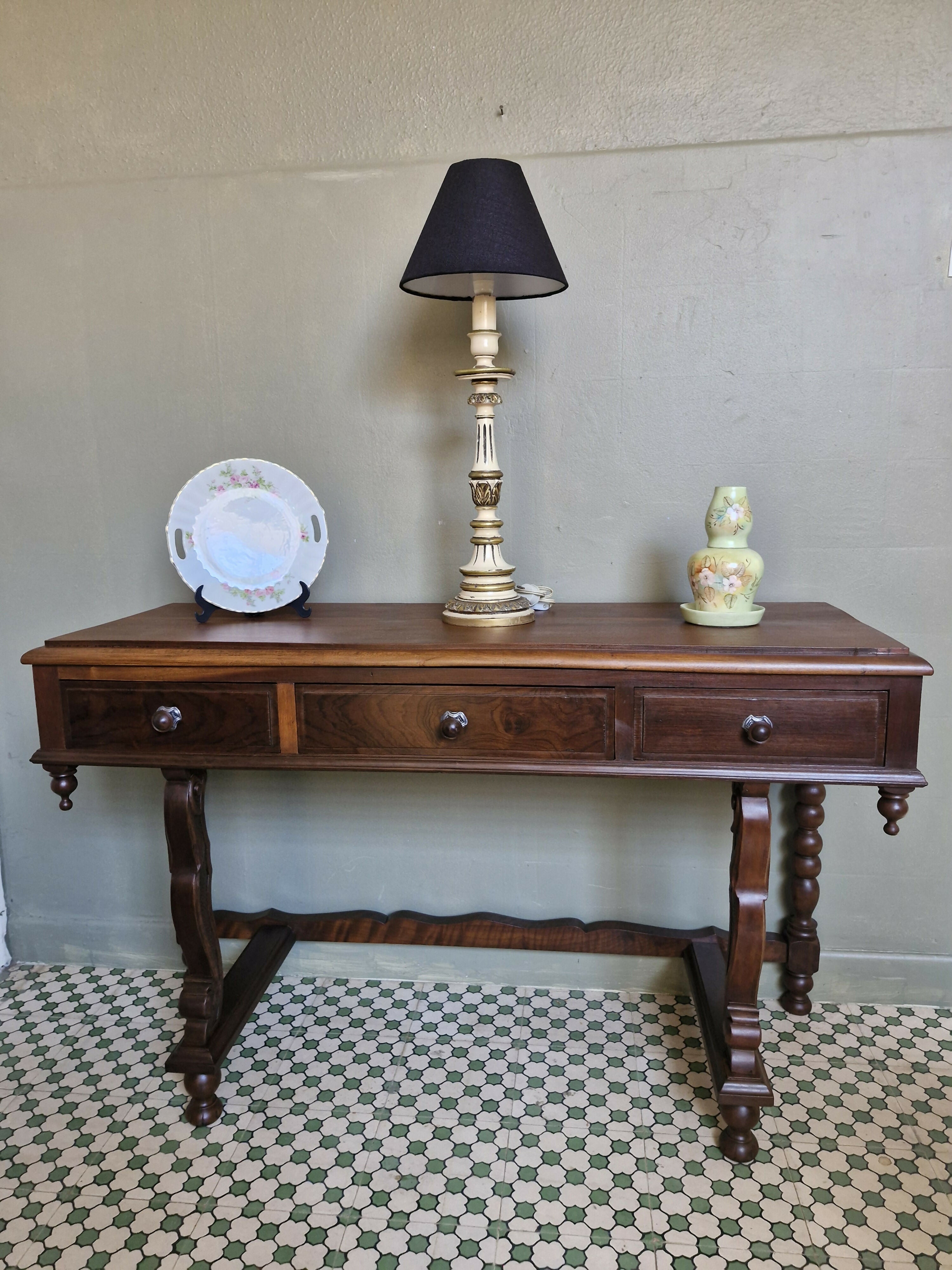 Aparador estilo Colonial