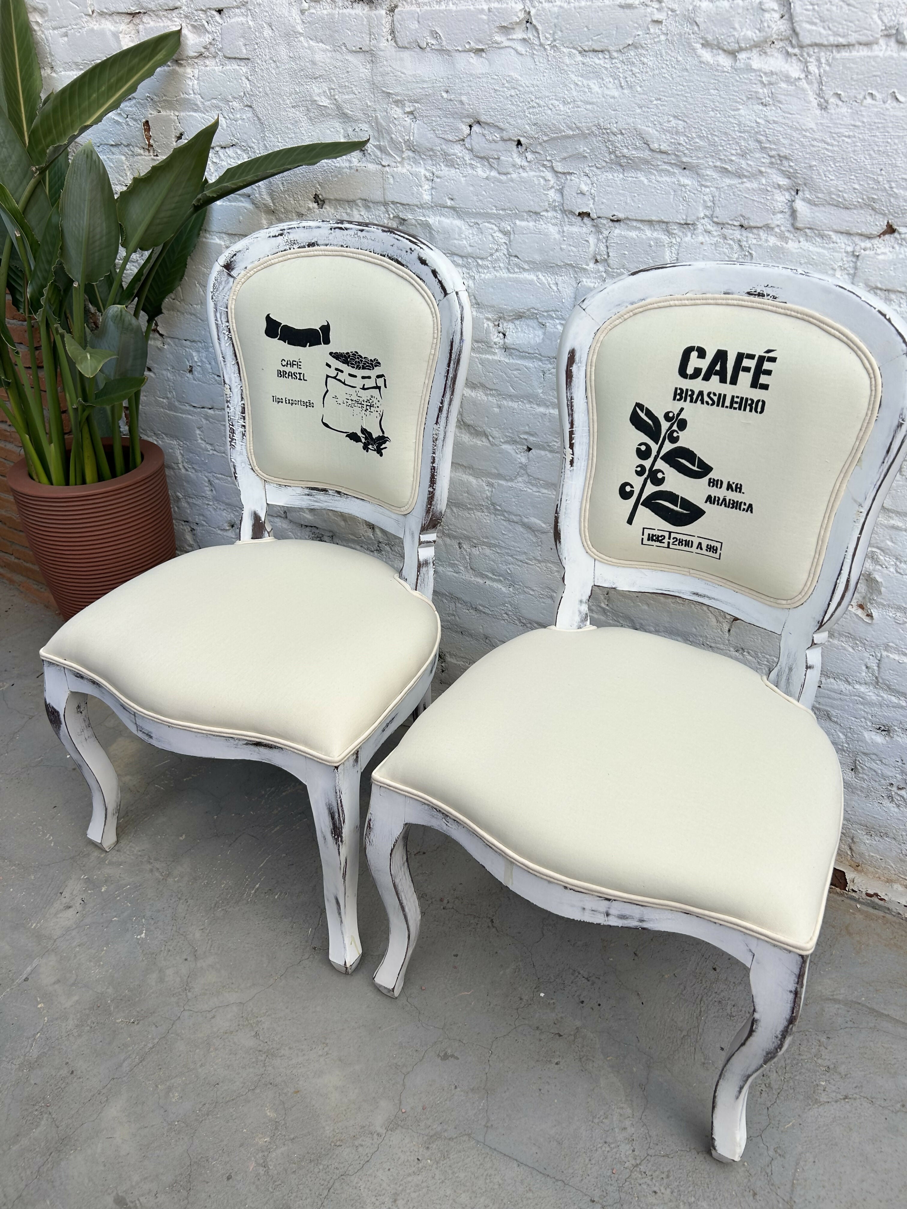 Cadeira Luiz XV restaurada e patinada