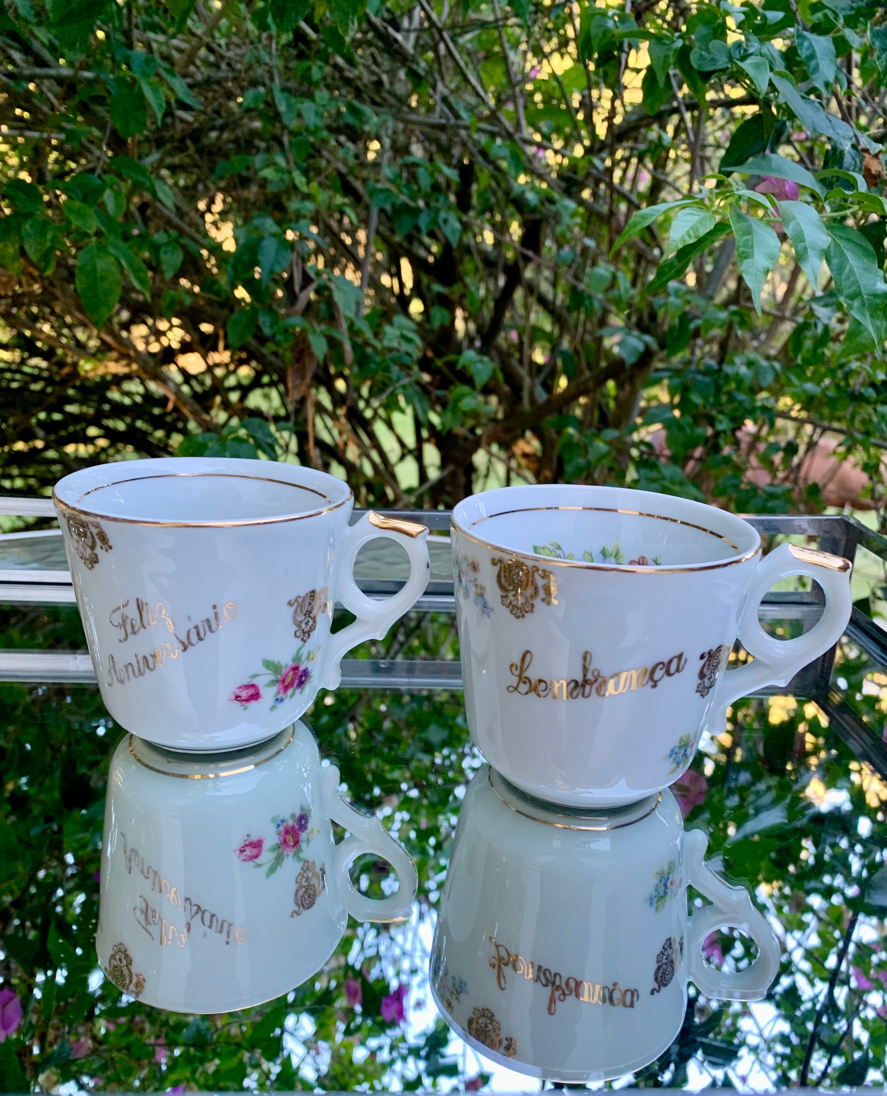 Xícaras Canecas em porcelana Steatita Lindas!