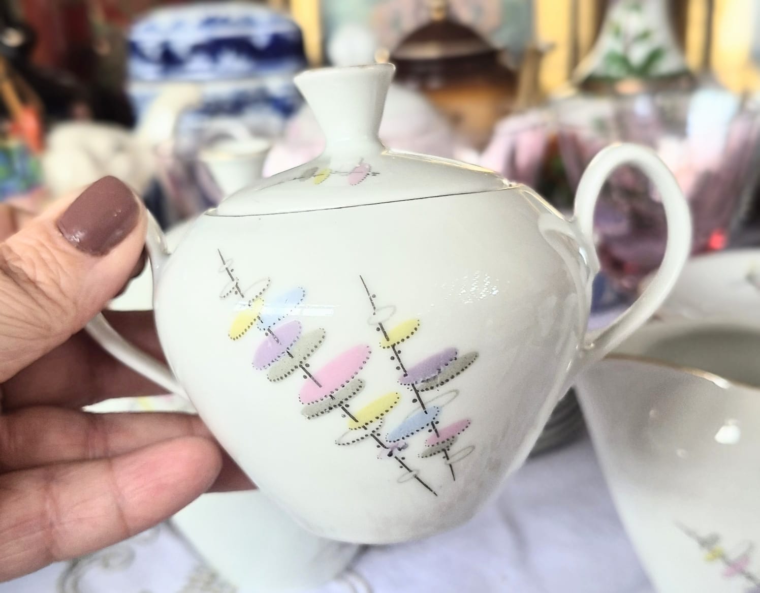 Conjunto de café  / chá  em porcelana vintage Renner. Um mimo. Perfeito estado!