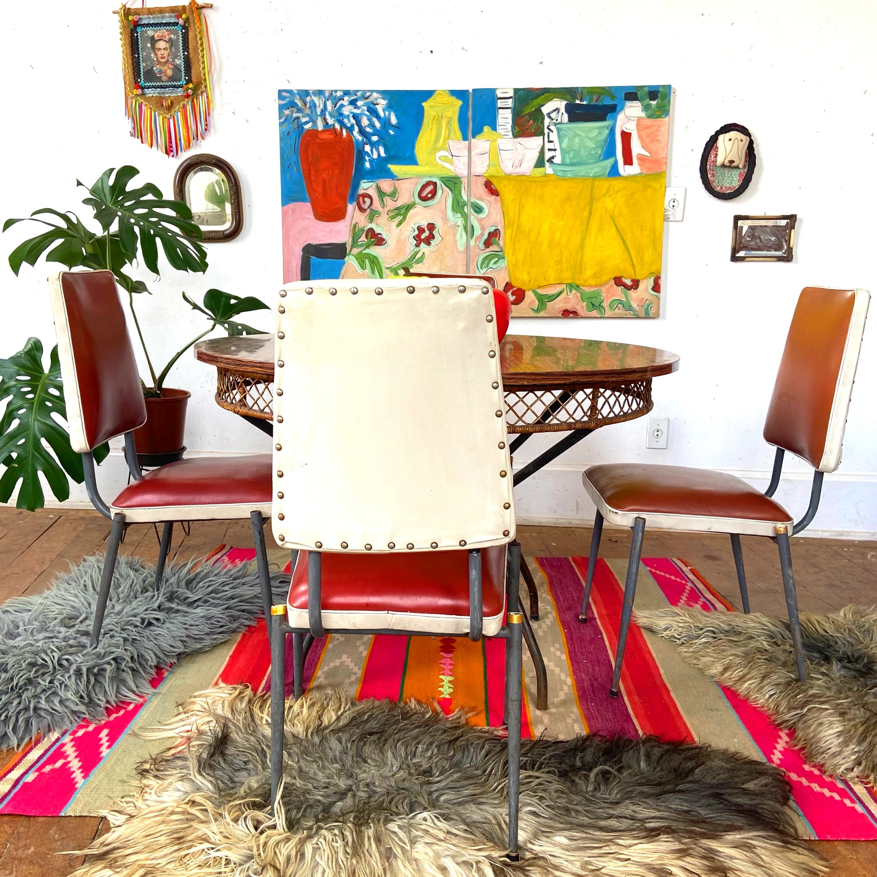Conjunto de mesa redonda vintage em fórmica, ferro e rattan
