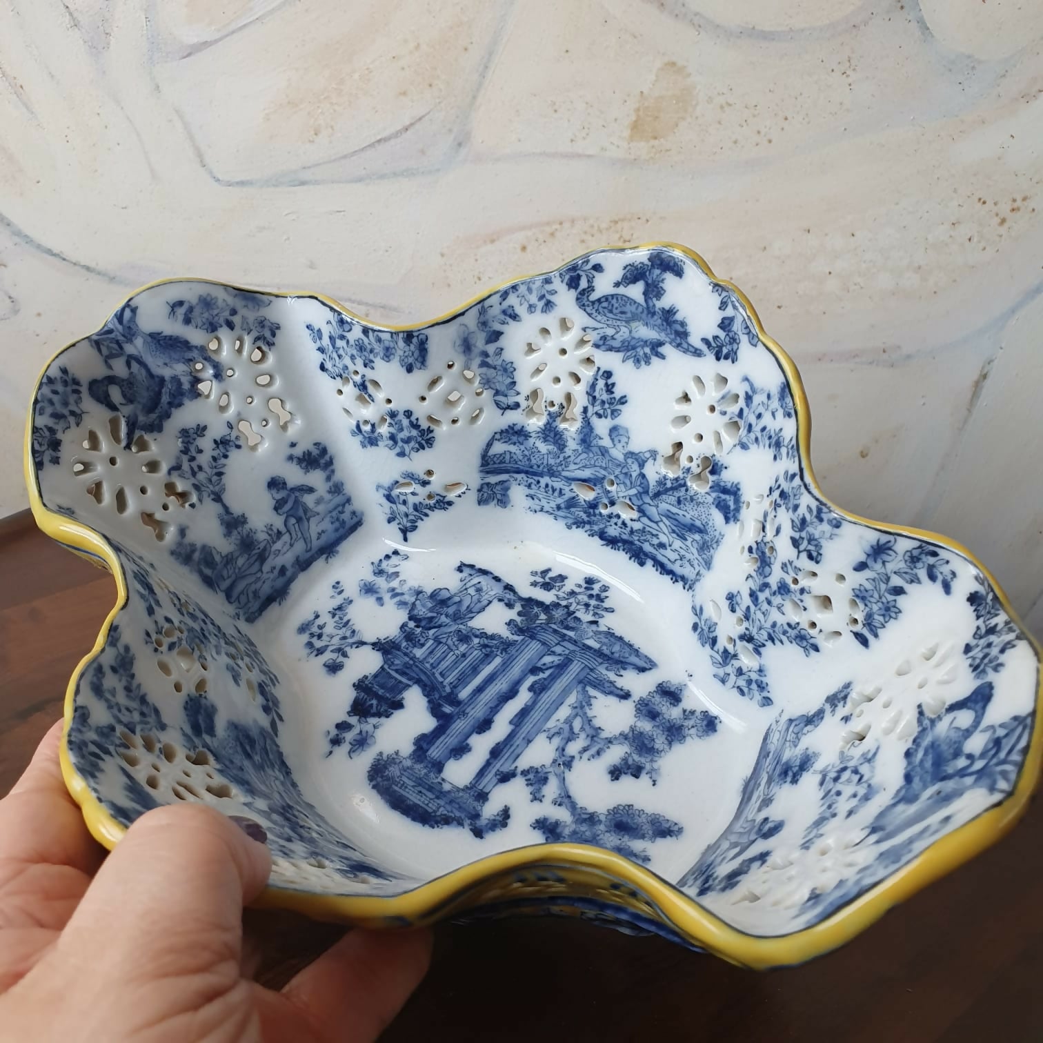 Raro e antigo centro de mesa em porcelana oriental United Wilson