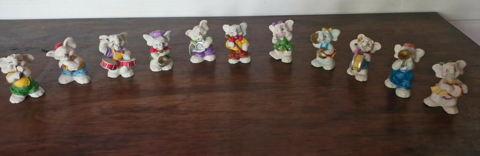 Rara Coleção de Elefantinhos Músicos