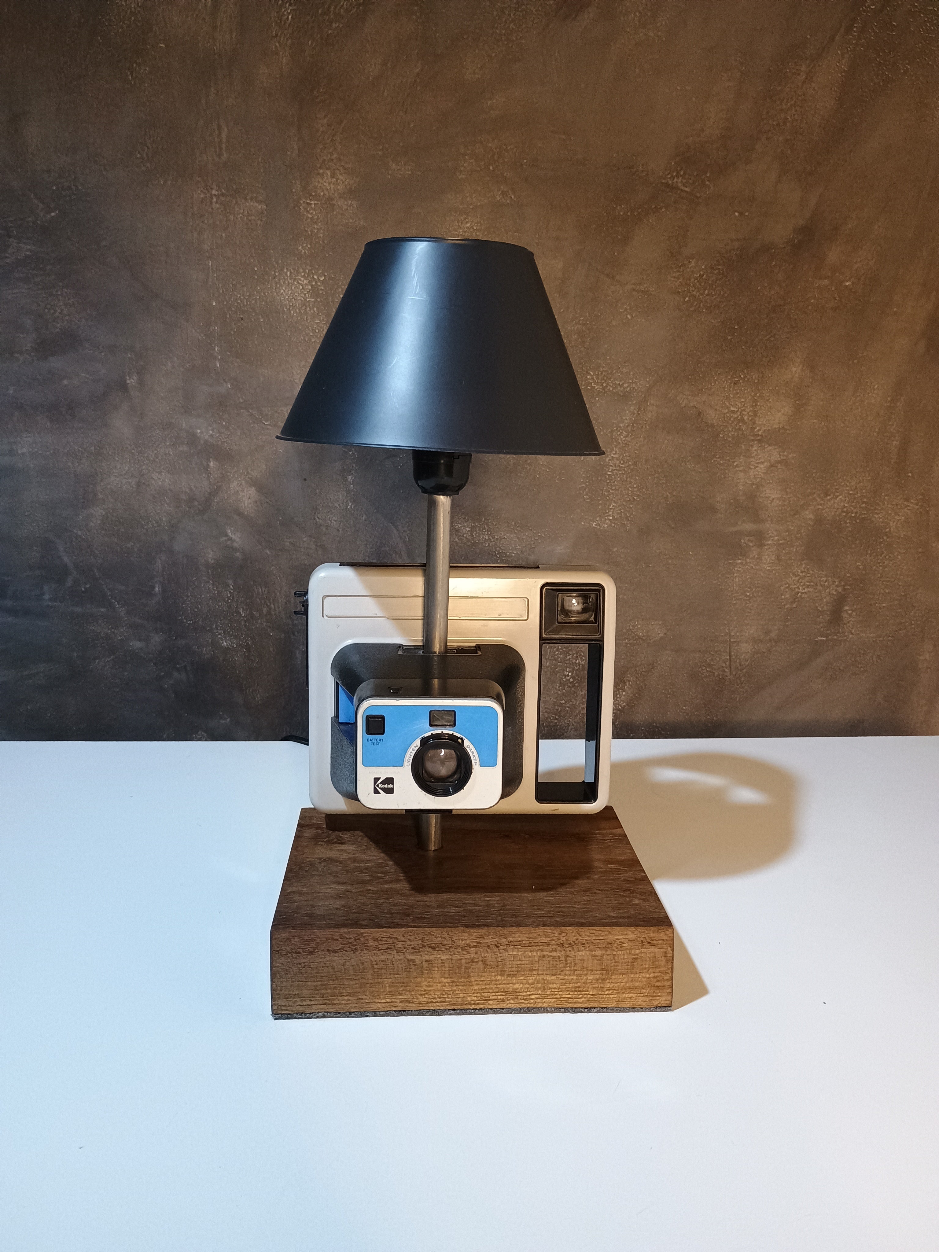 Luminária Kodak Instantânea