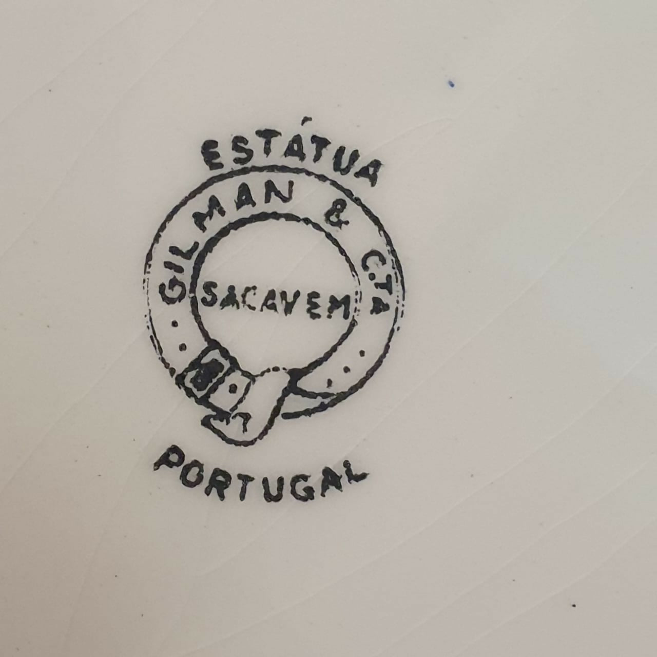 Par de travessas em faiança portuguesa antiga Sacavém, decoração "Estátua " em excelente estado!