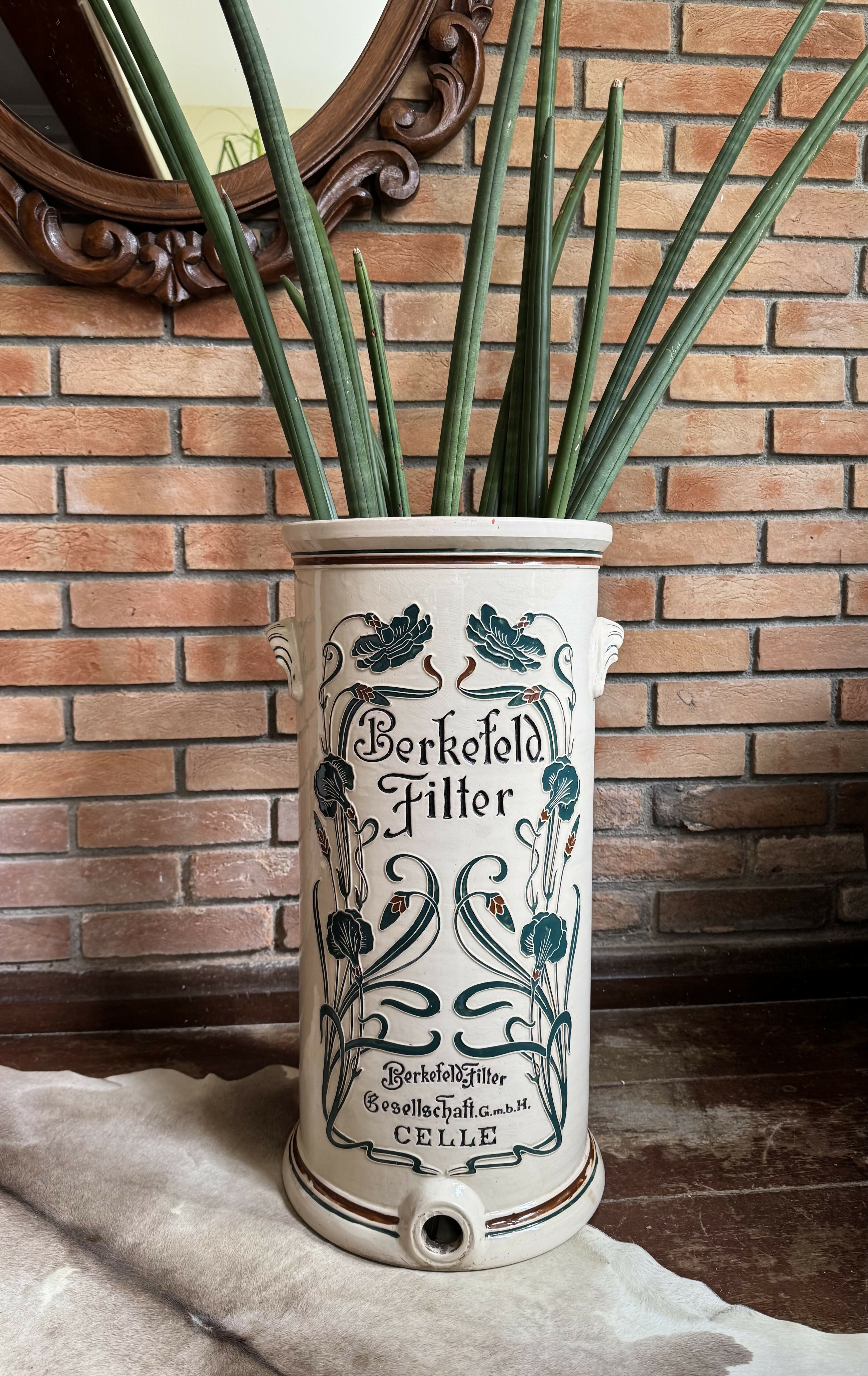 Raríssimo Filtro Alemão em Cerâmica Vaso Bengaleiro