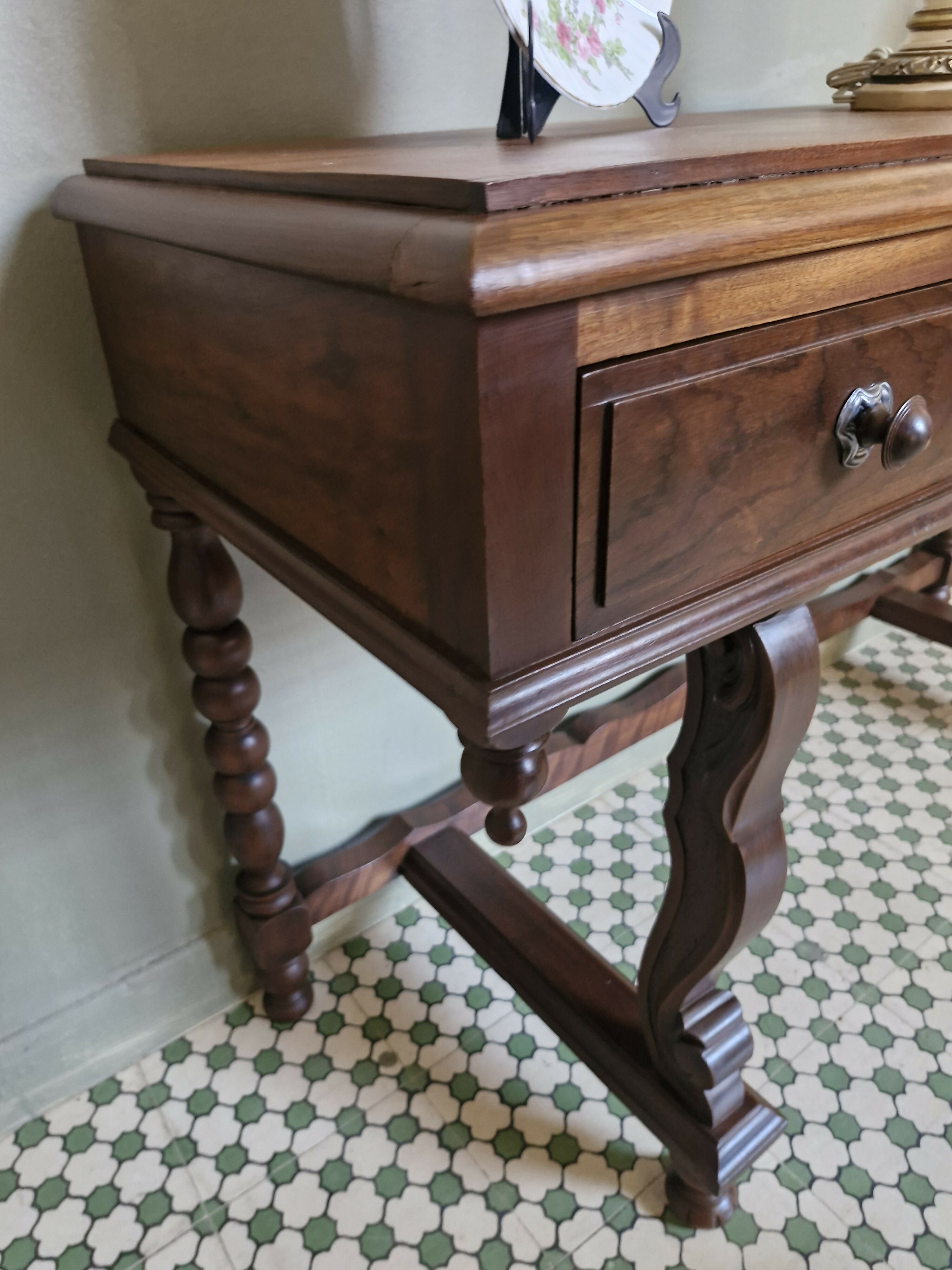 Aparador estilo Colonial