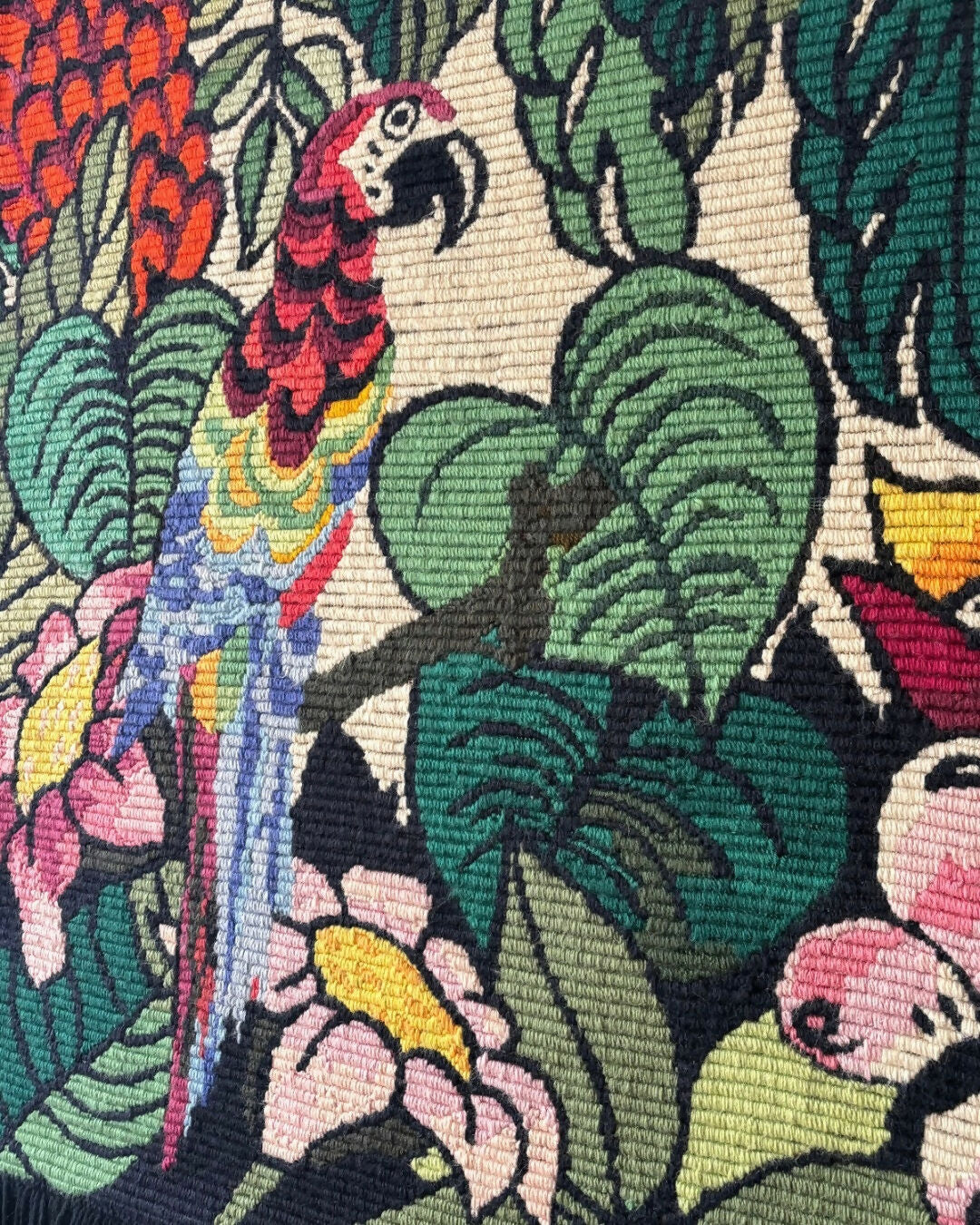 Tapeçaria Araras e Flores