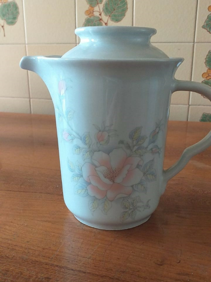 Bule branco floral- Pozzani Porcelana Made in Brazil