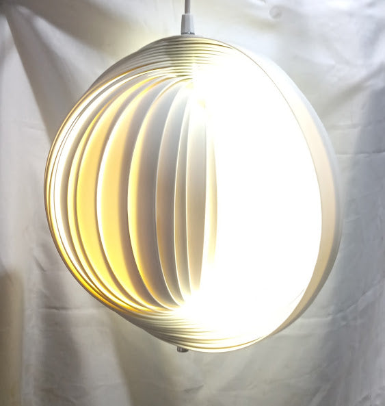 Luminária pendente Eclipse Maurício Klabin