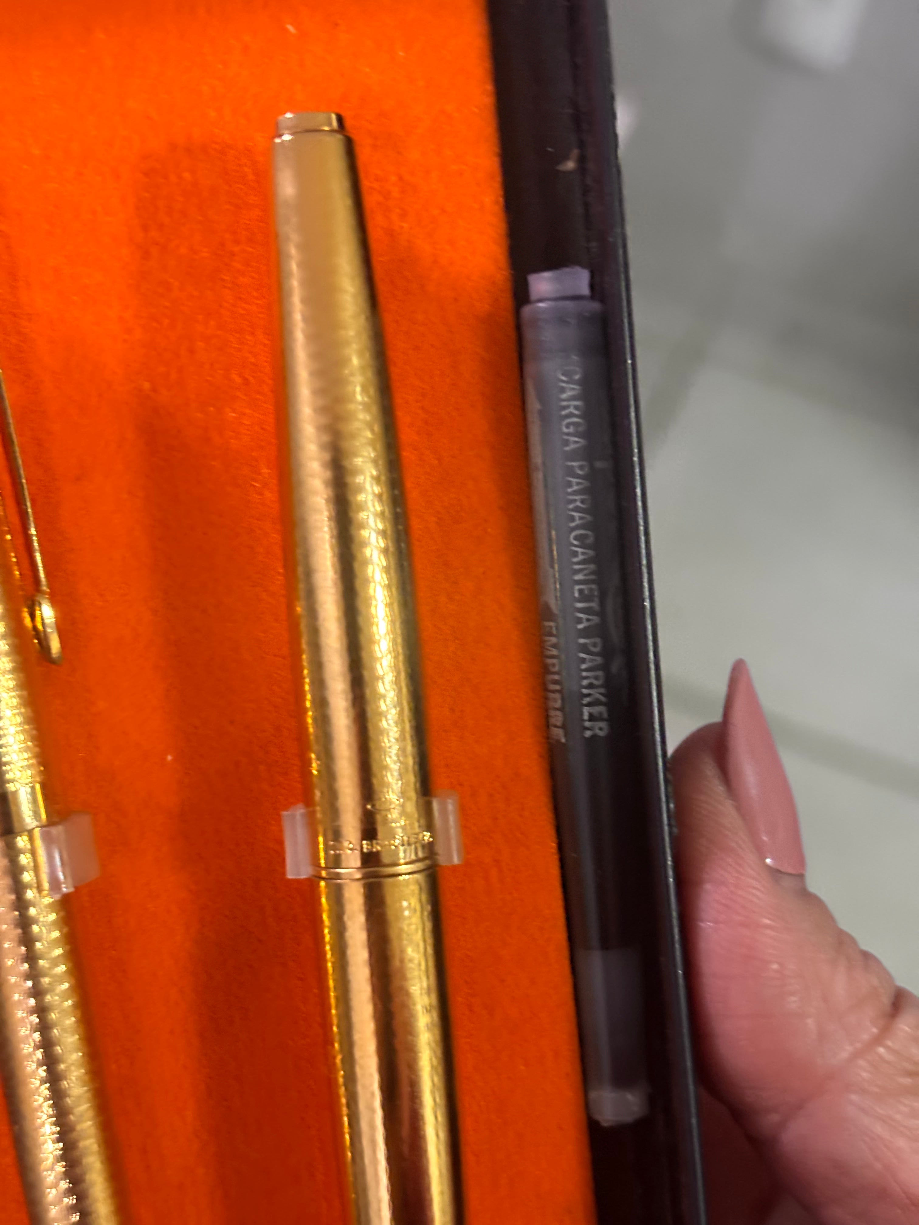 Conjunto Vintage Parker 75 Insignia Ouro - Tinteiro E Esferográfica Com Estojo