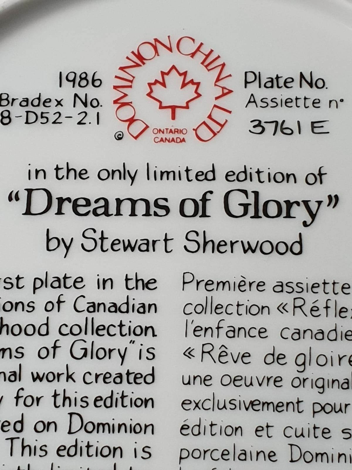 Prato decorativo em porcelana canadense Dominion "Dreams of Glory", 1986. Incrivel!