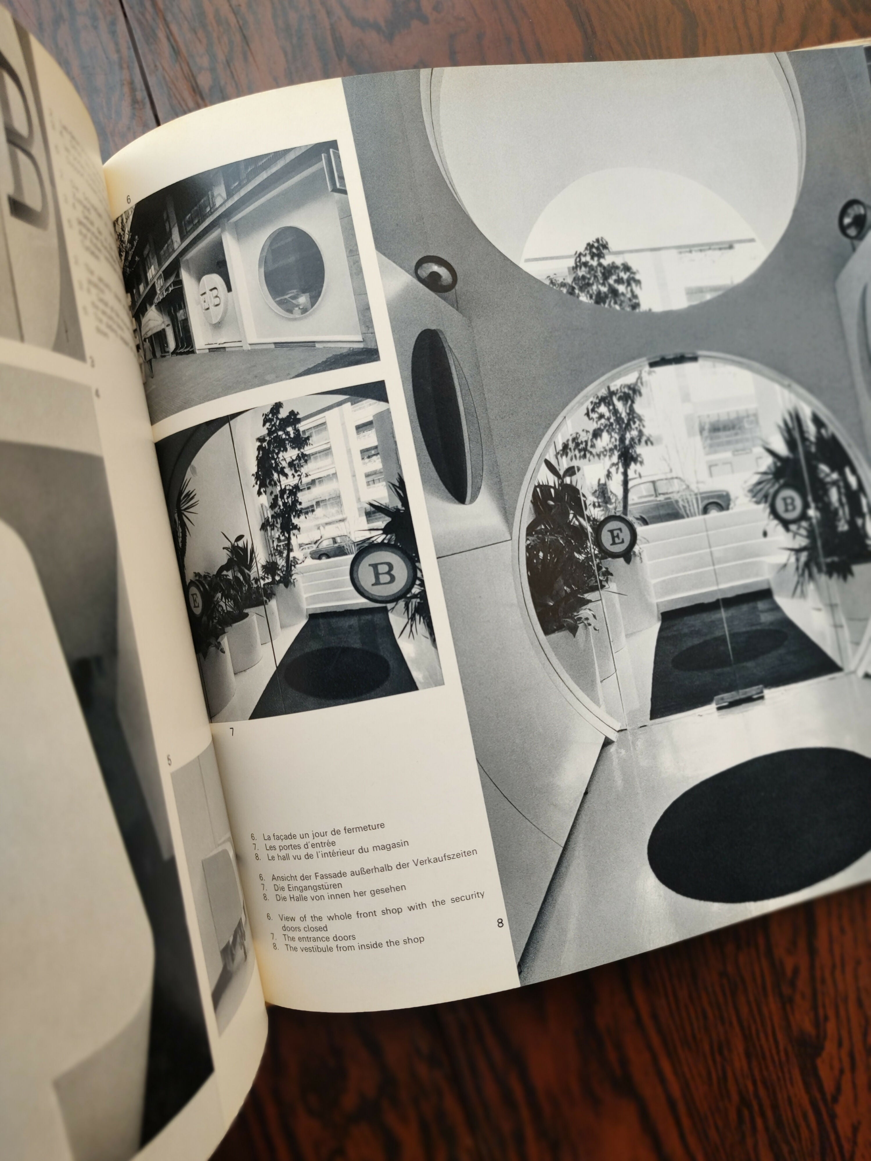 Livro sobre fachadas e vitrines comerciais de 1974 "Devantures / Schaufenster / Shop Fronts"