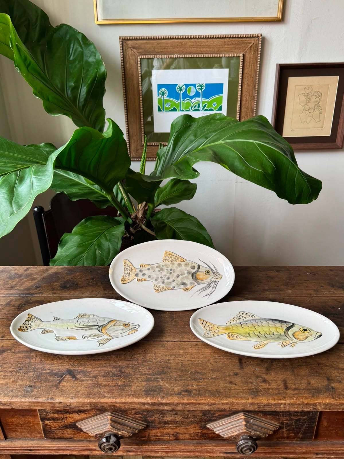 Trio de pratos / travessas ovais em Faiança com pintura manual de Peixes