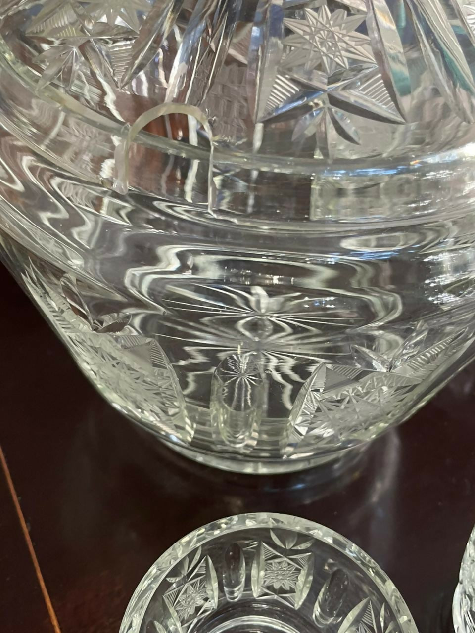 Poncheira e 4 canecas em cristal lapidado estelar