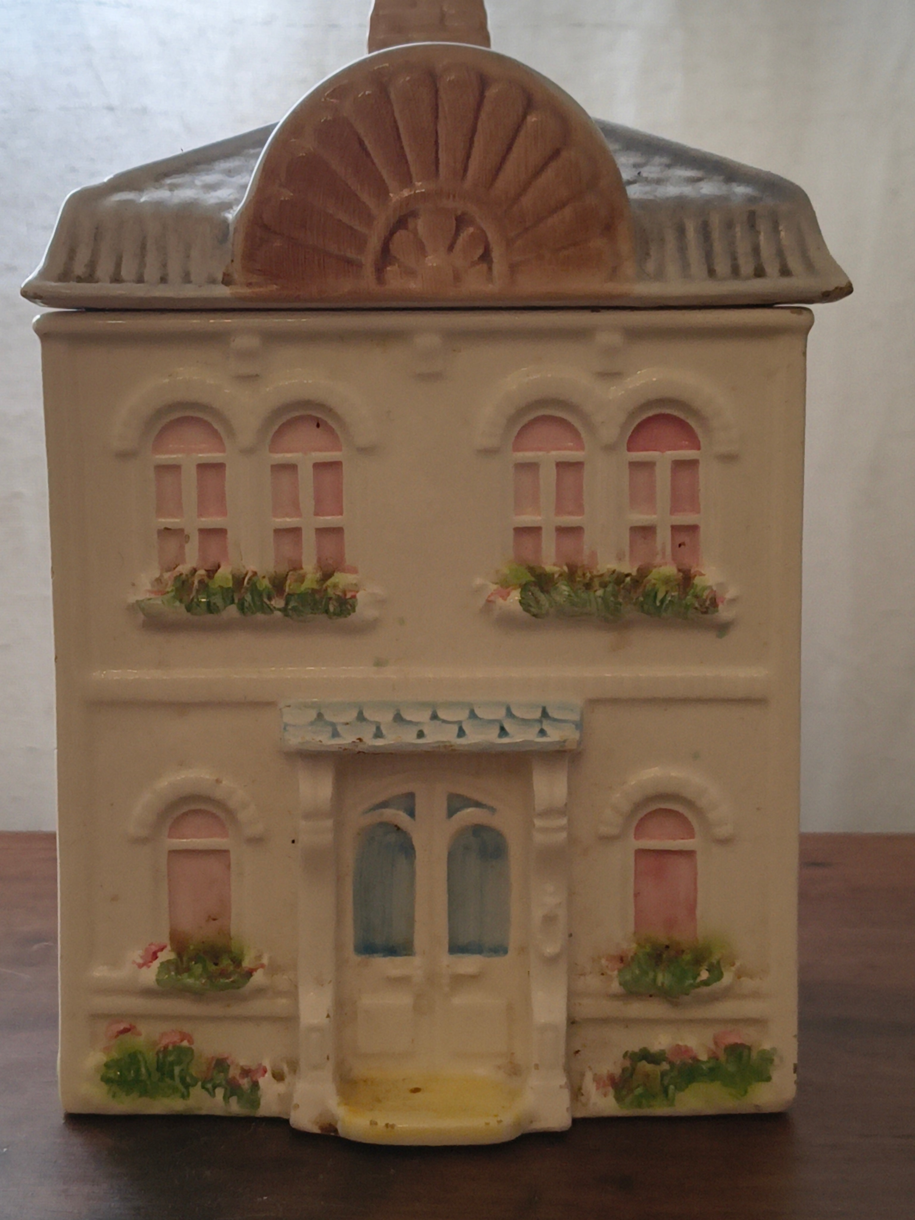 Pote / Biscoiteira em Cerâmica Weiss (Coleção Avon Townhouse) 