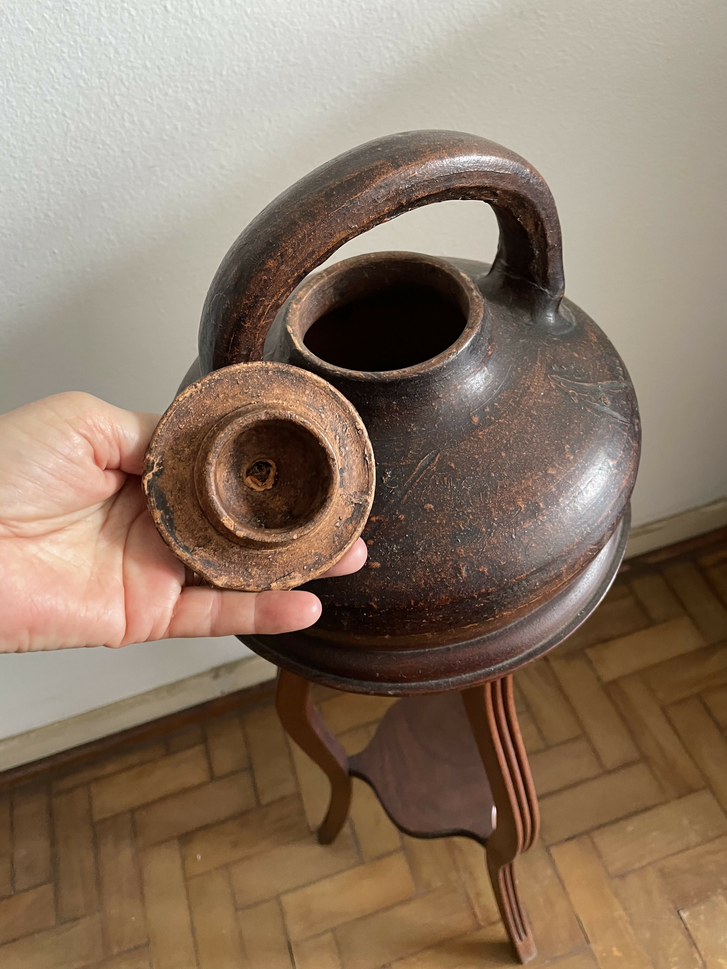 Chaleira de cerâmica