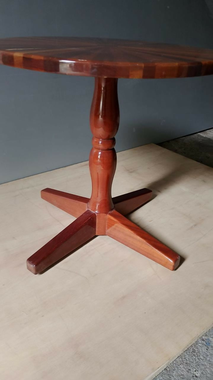 MESA REDONDA LATERAL