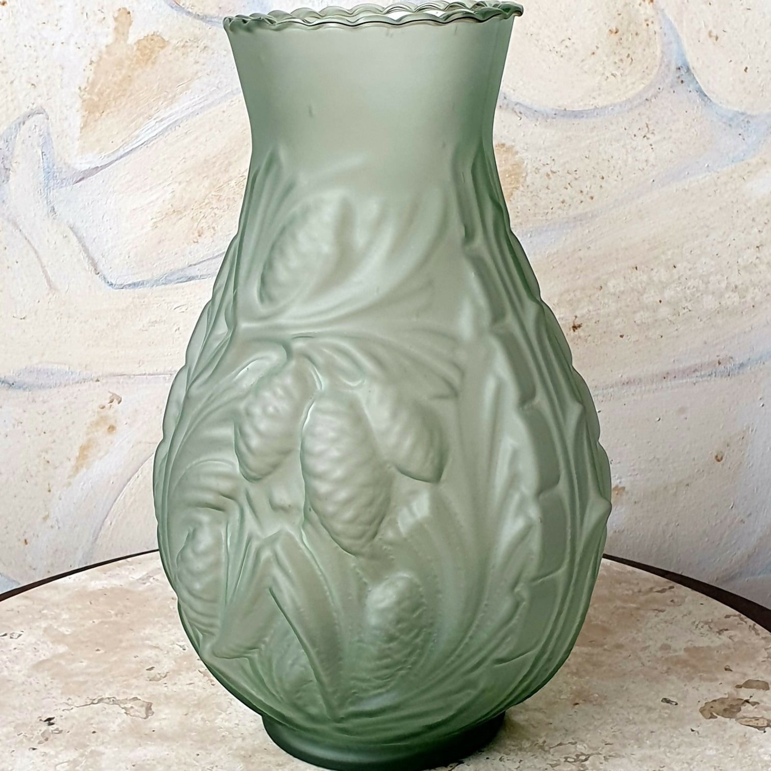 Vaso maravilhoso em vidro satineé anos 50